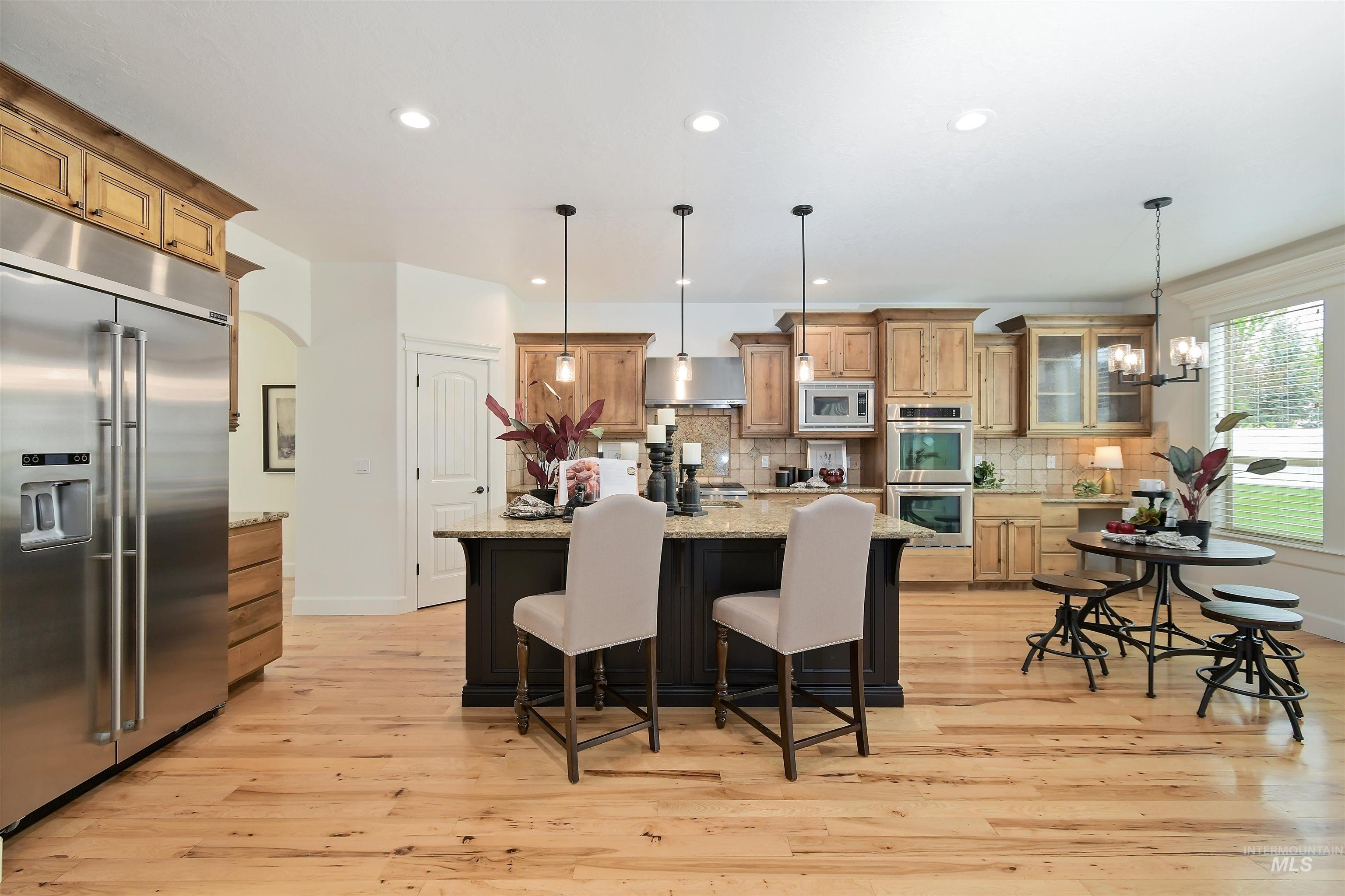 1622 W Covenant Hill Ct