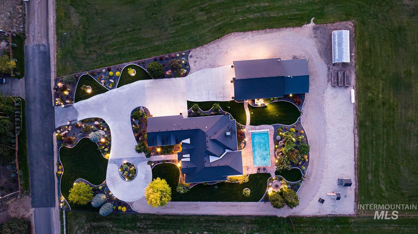 6570 Schmidt Ln
