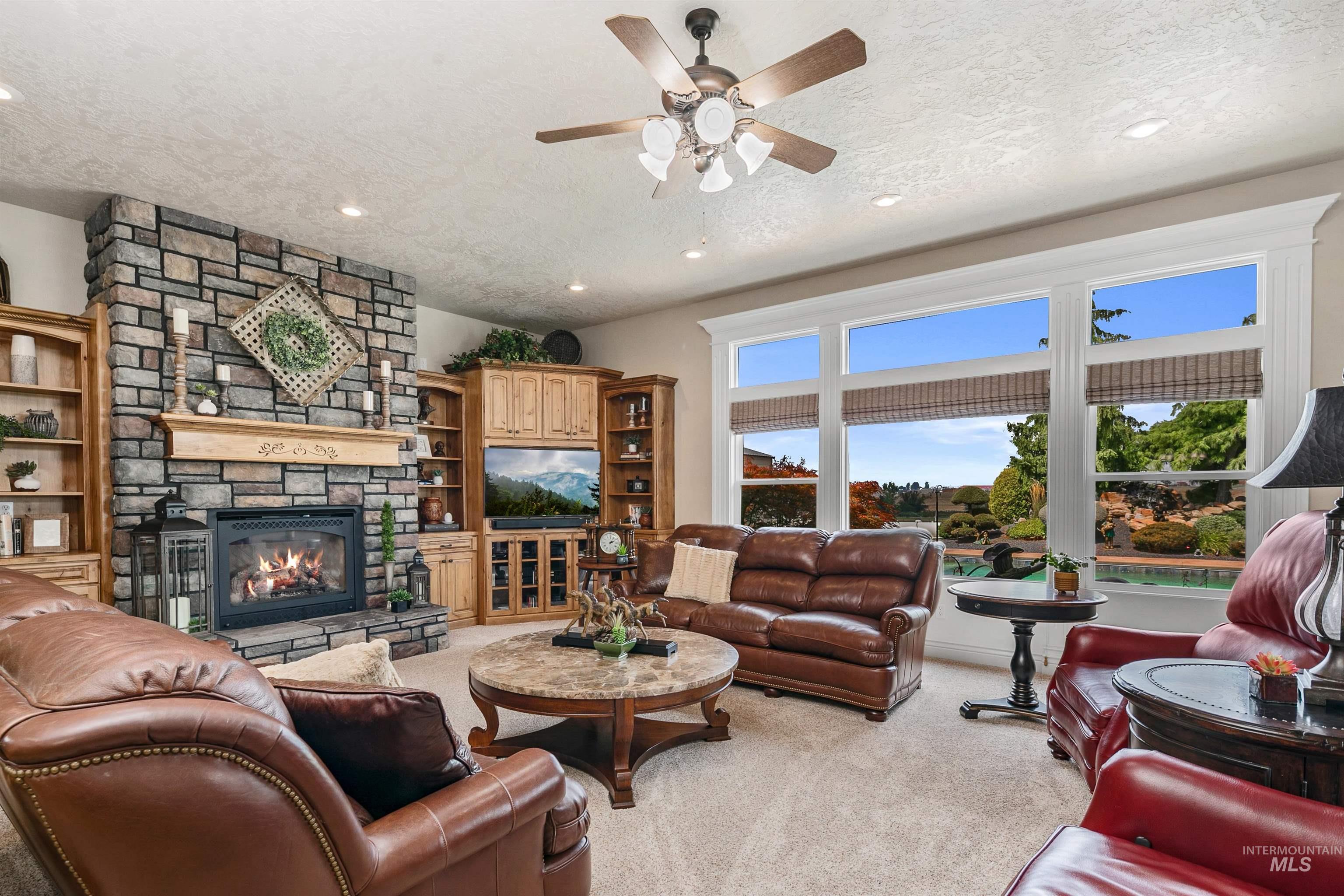 6570 Schmidt Ln