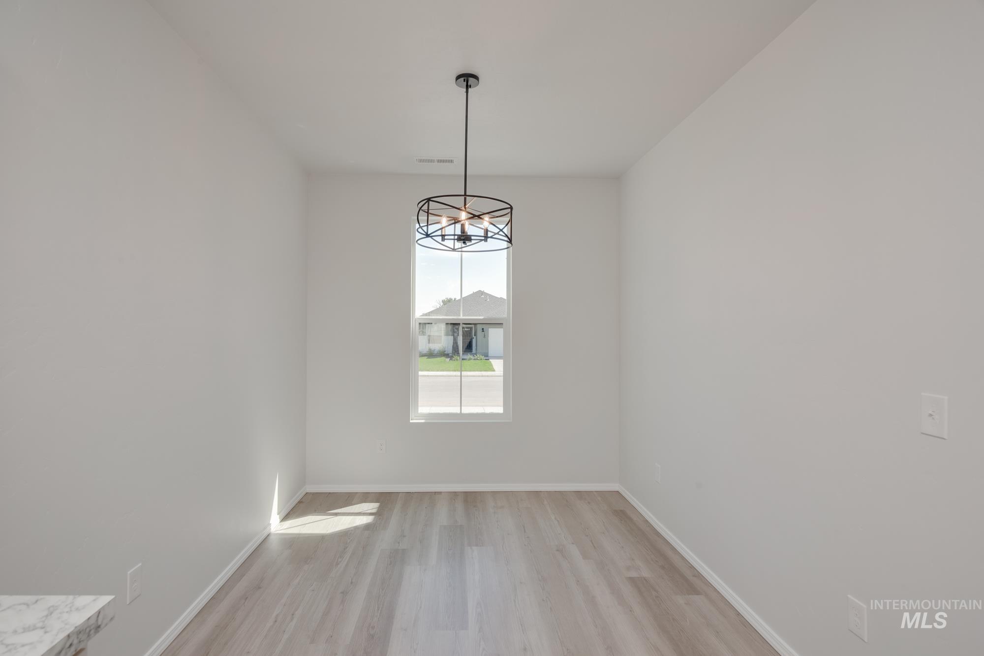 5006 W Riva Capri St