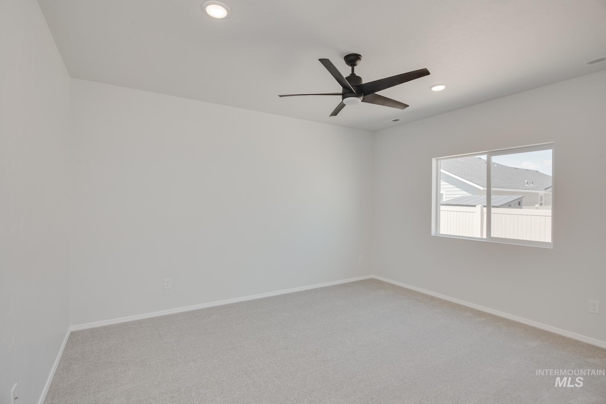 5006 W Riva Capri St