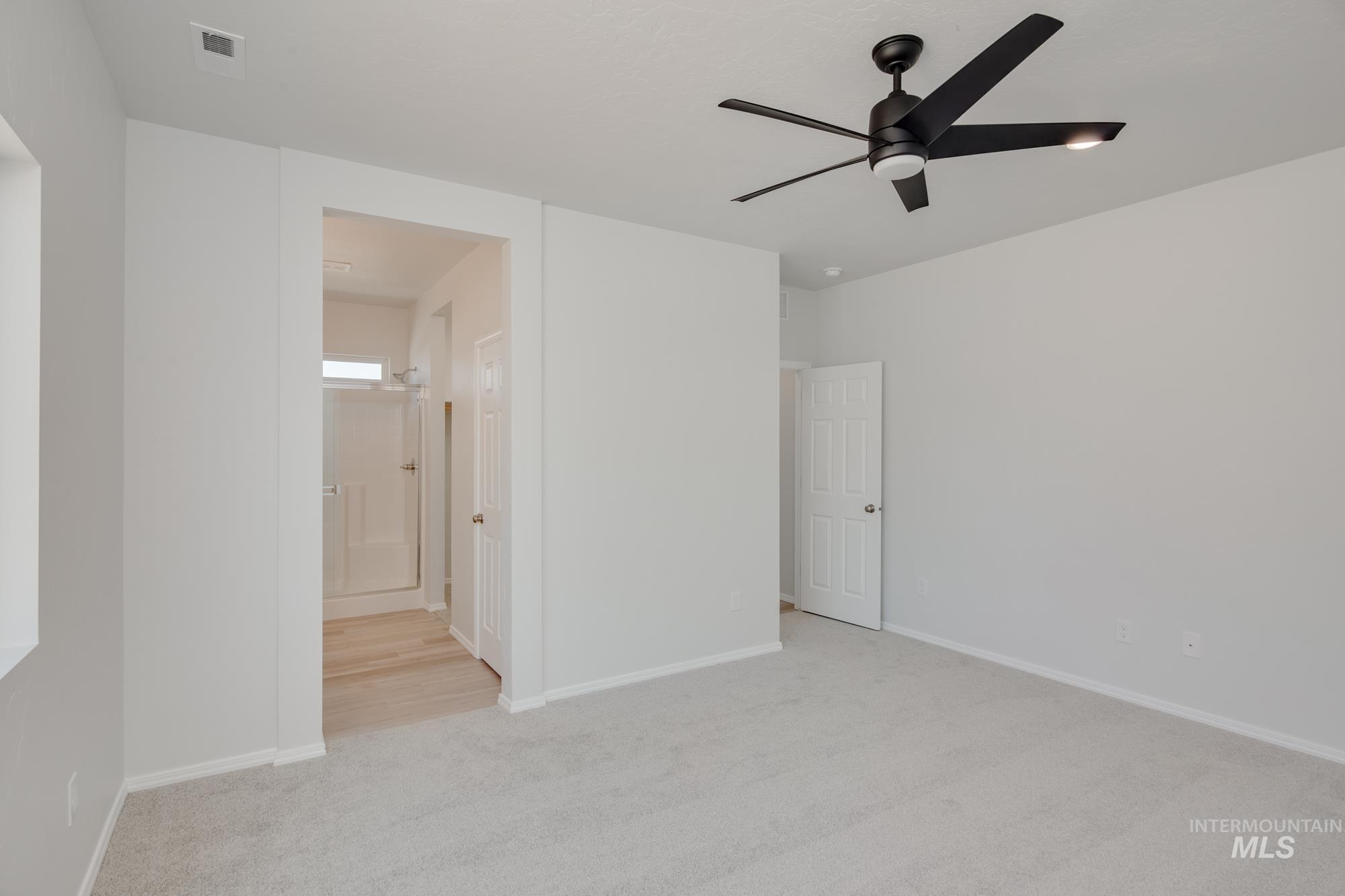 5006 W Riva Capri St