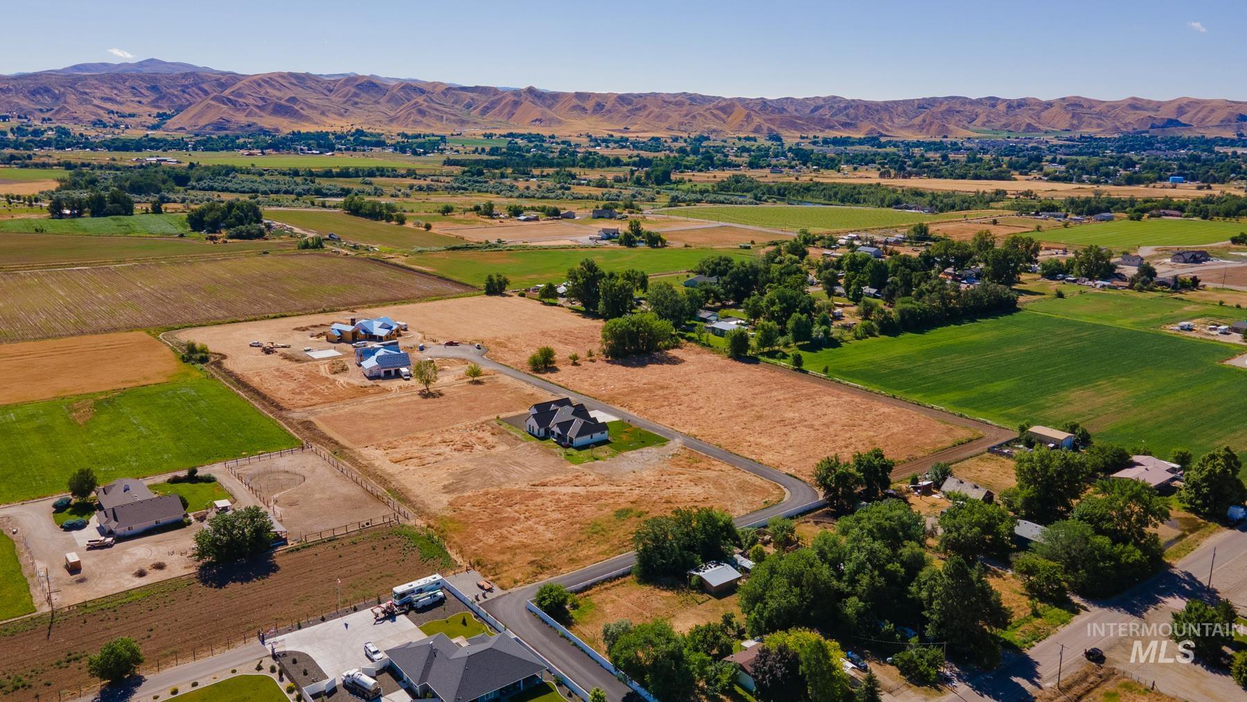 401 Skyview Lane