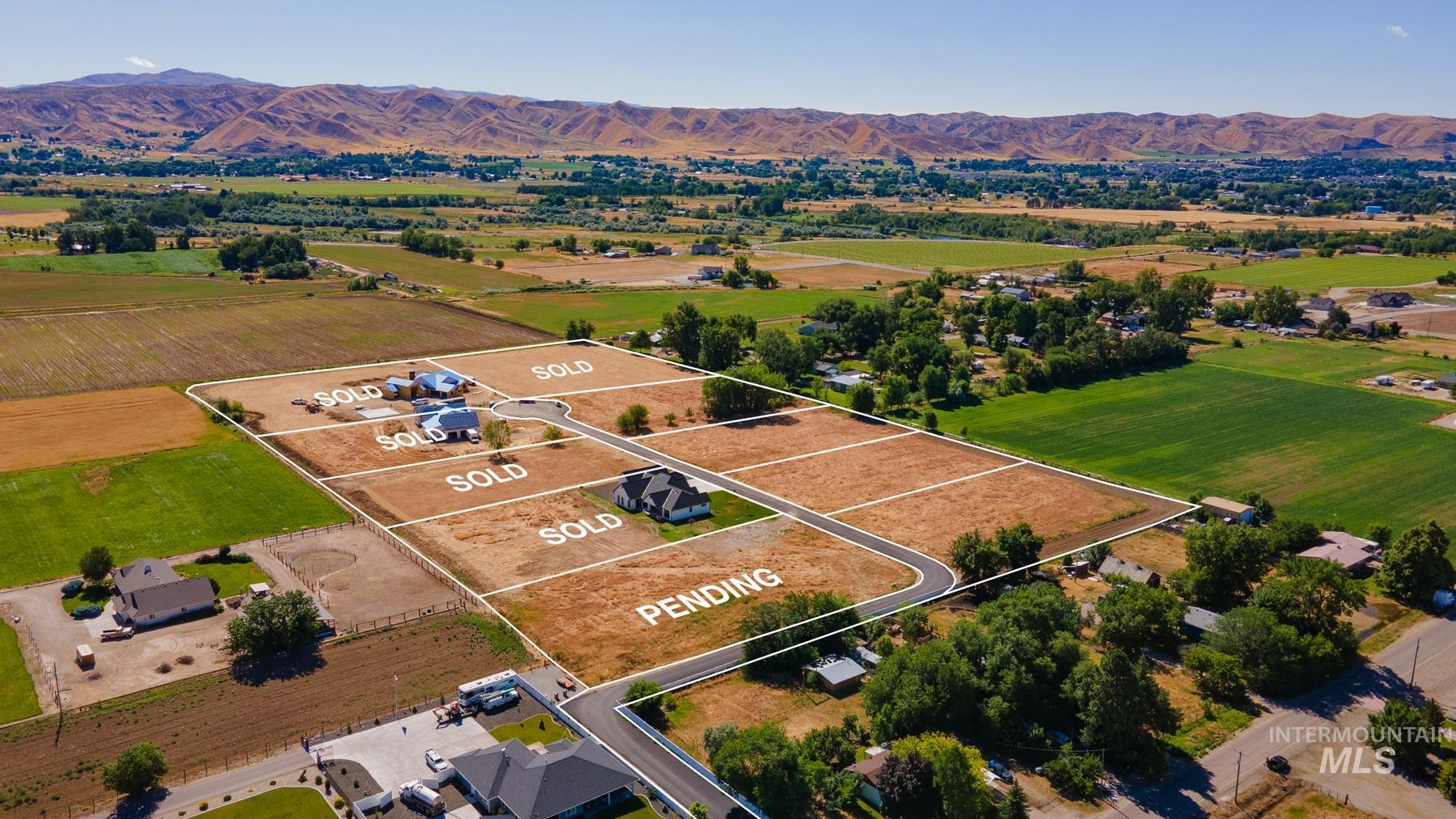 401 Skyview Lane