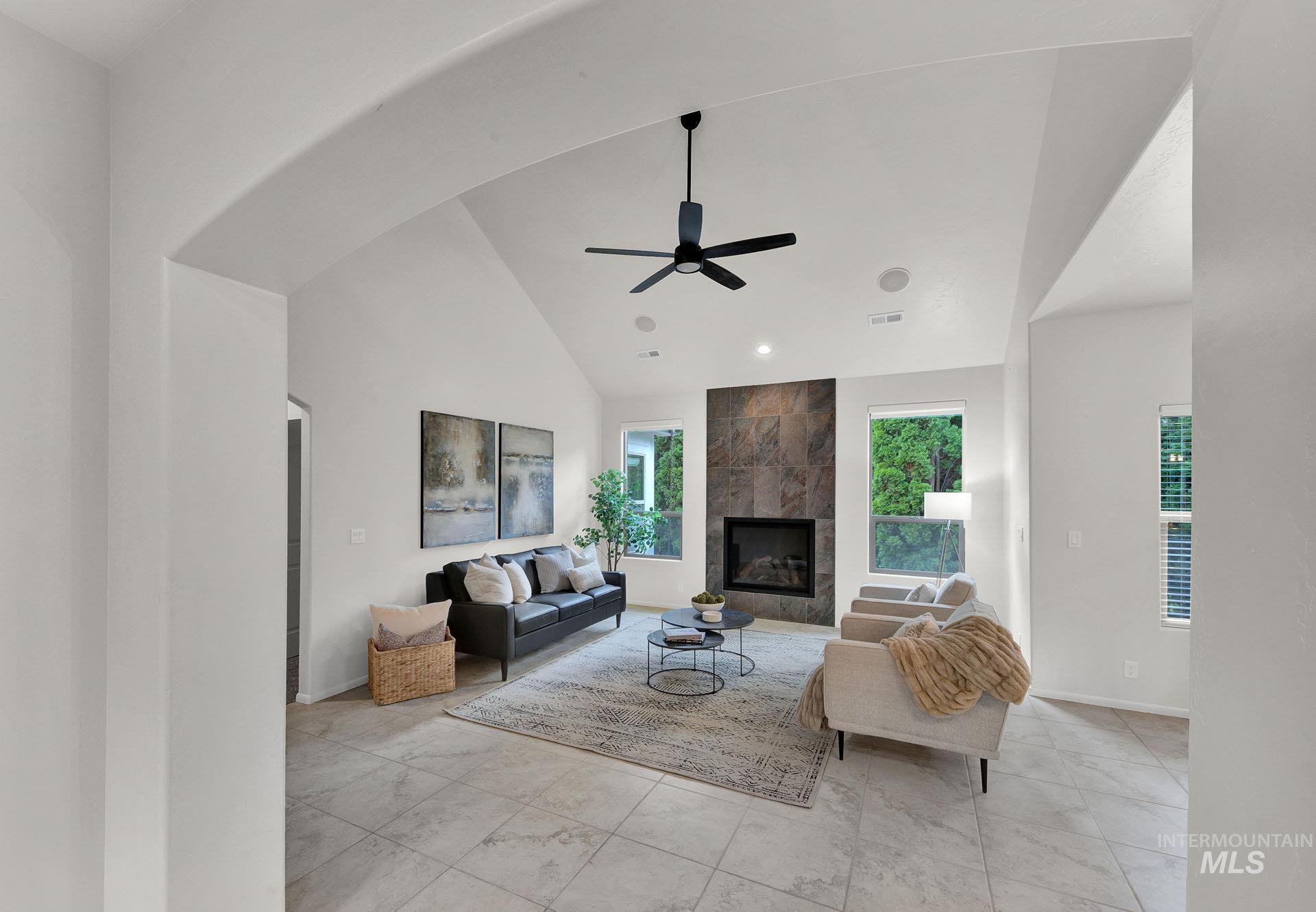 1683 S Stream Pointe Lane