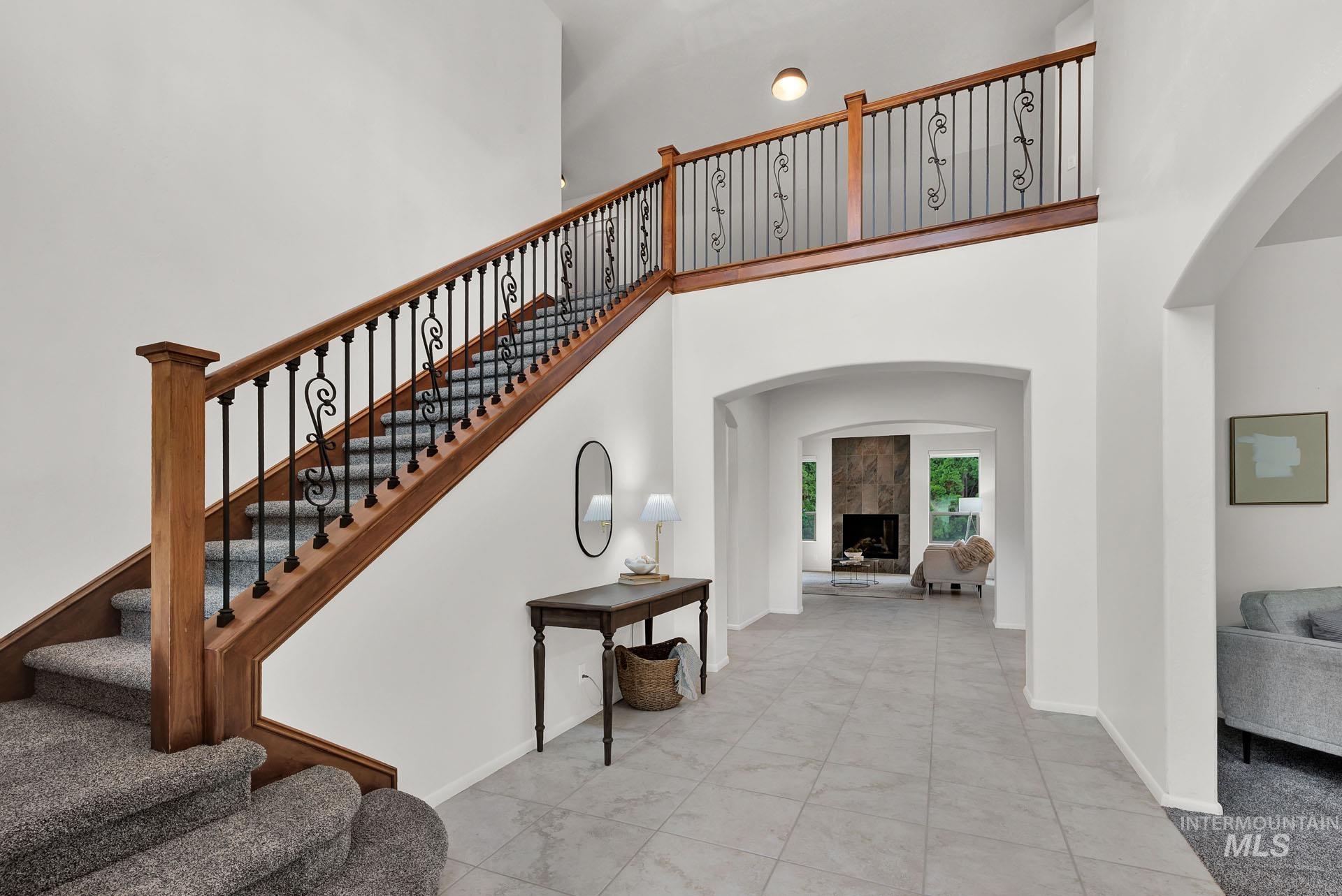 1683 S Stream Pointe Lane