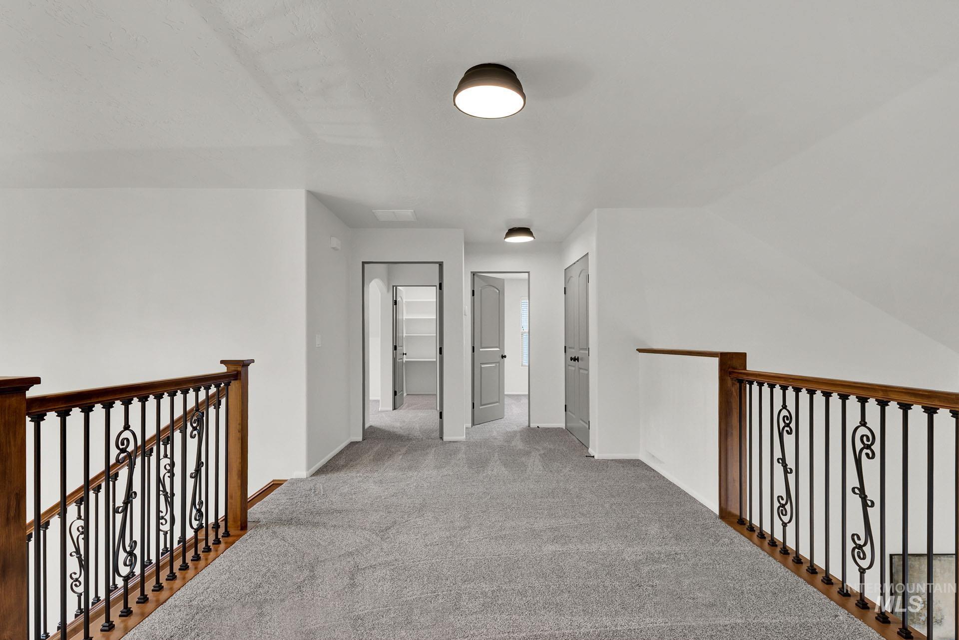 1683 S Stream Pointe Lane