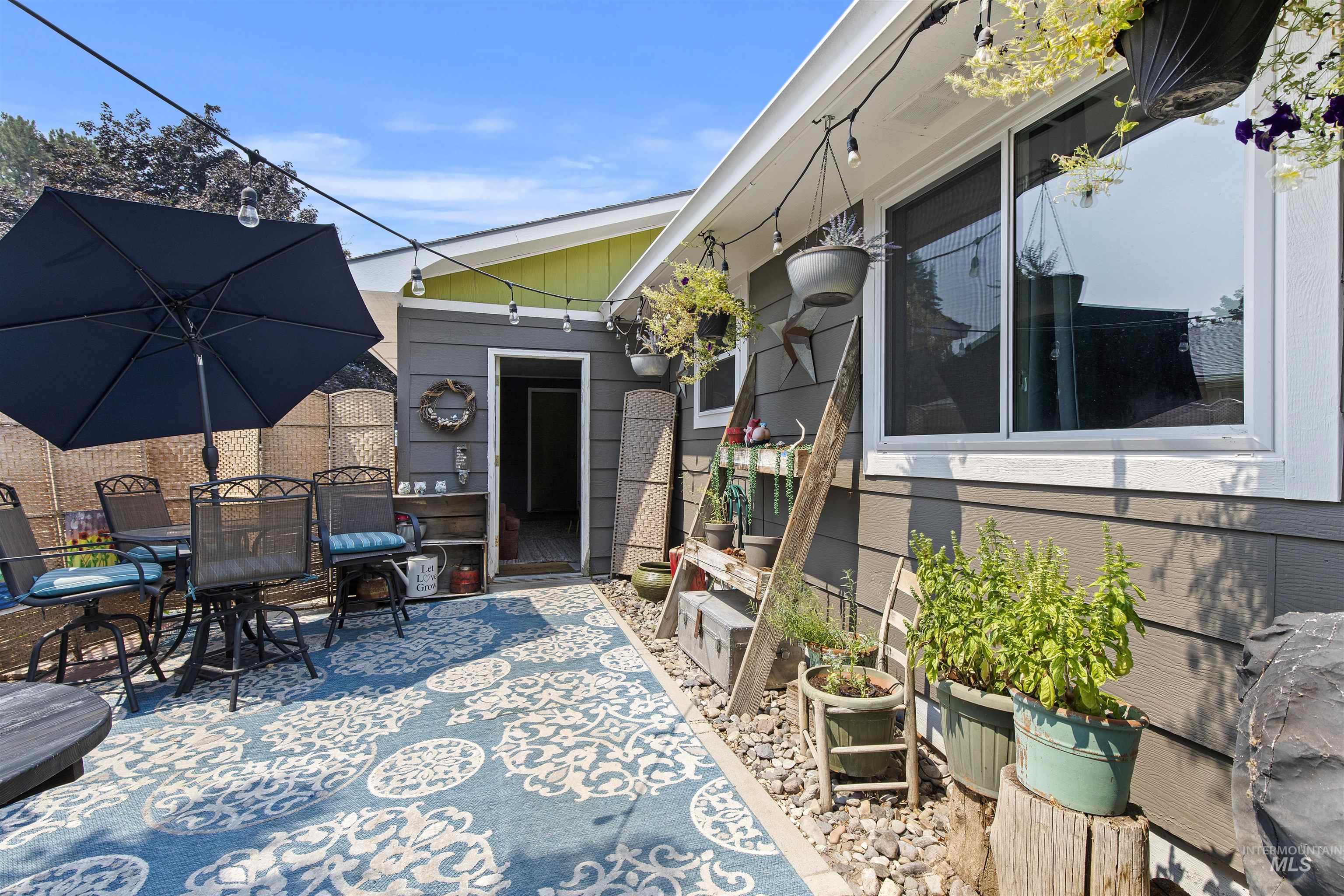 154 S Harlan Pl