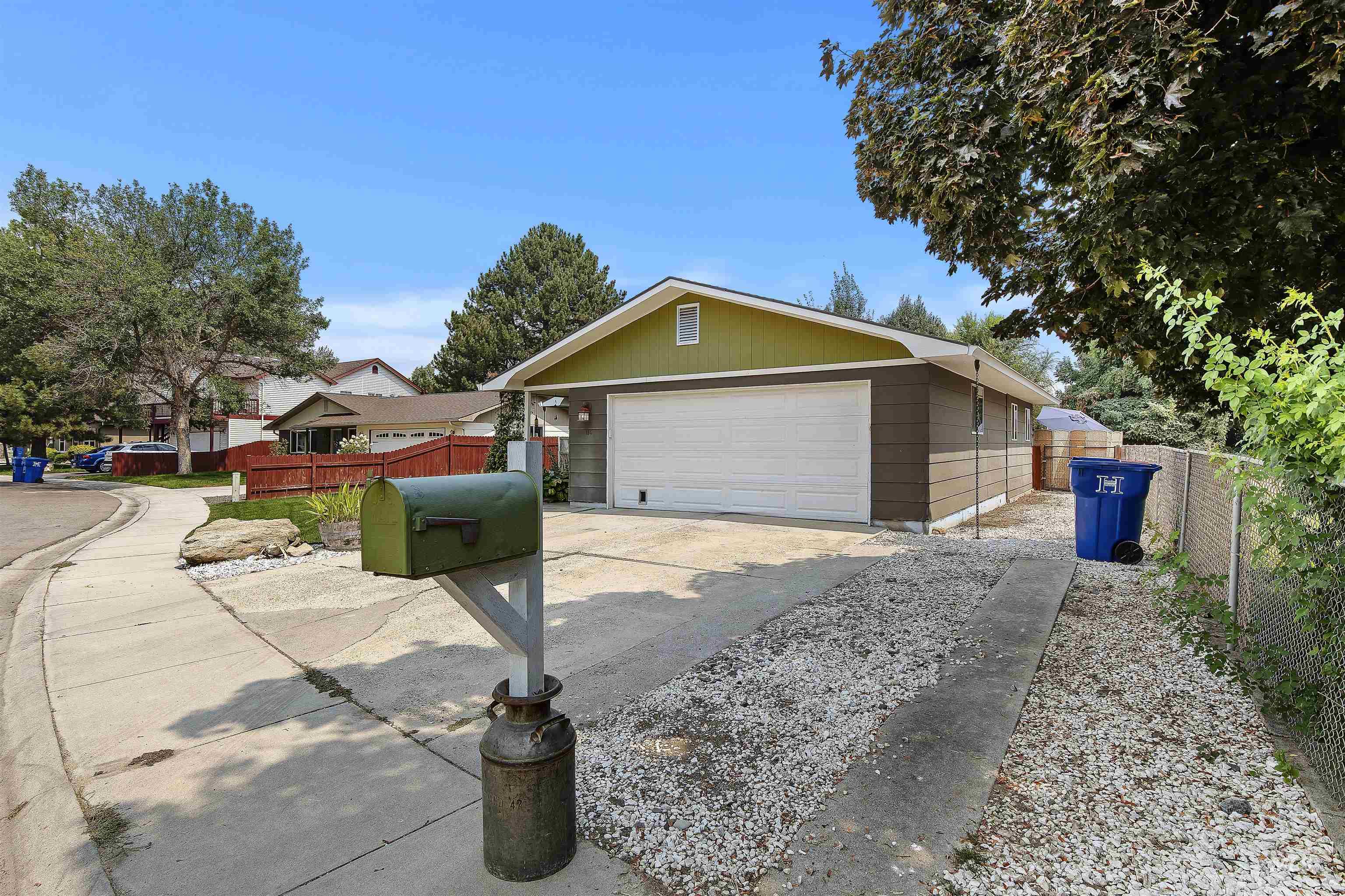 154 S Harlan Pl