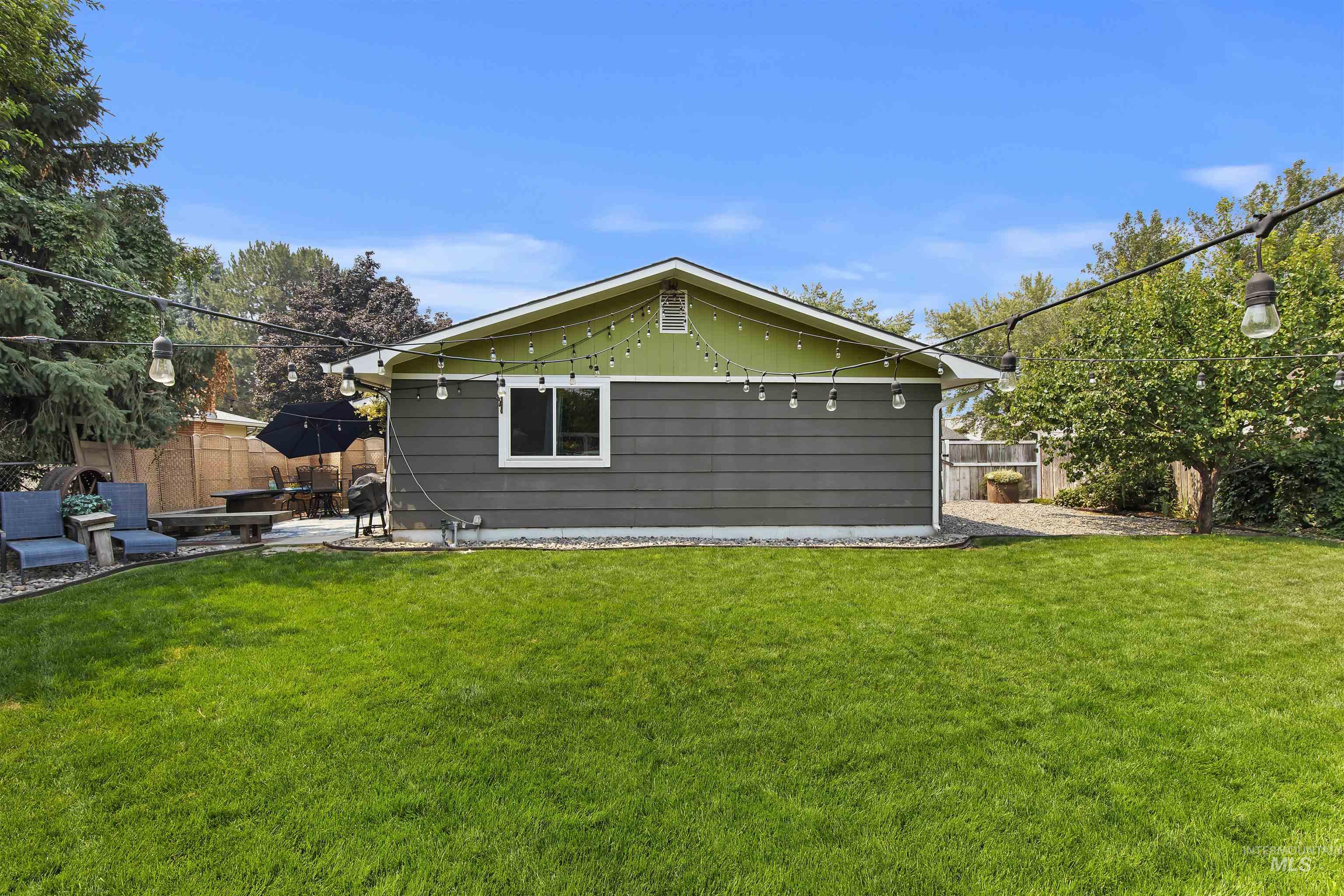 154 S Harlan Pl
