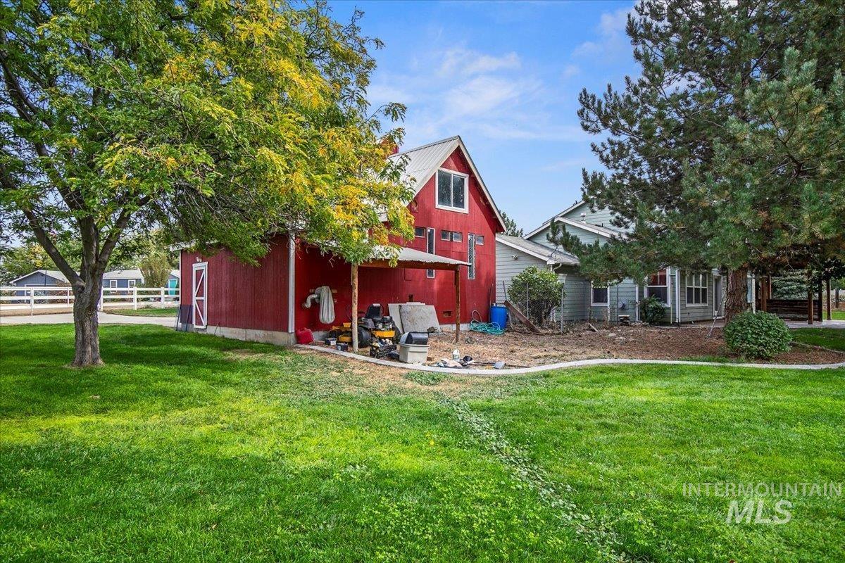 6119 Leland Dr