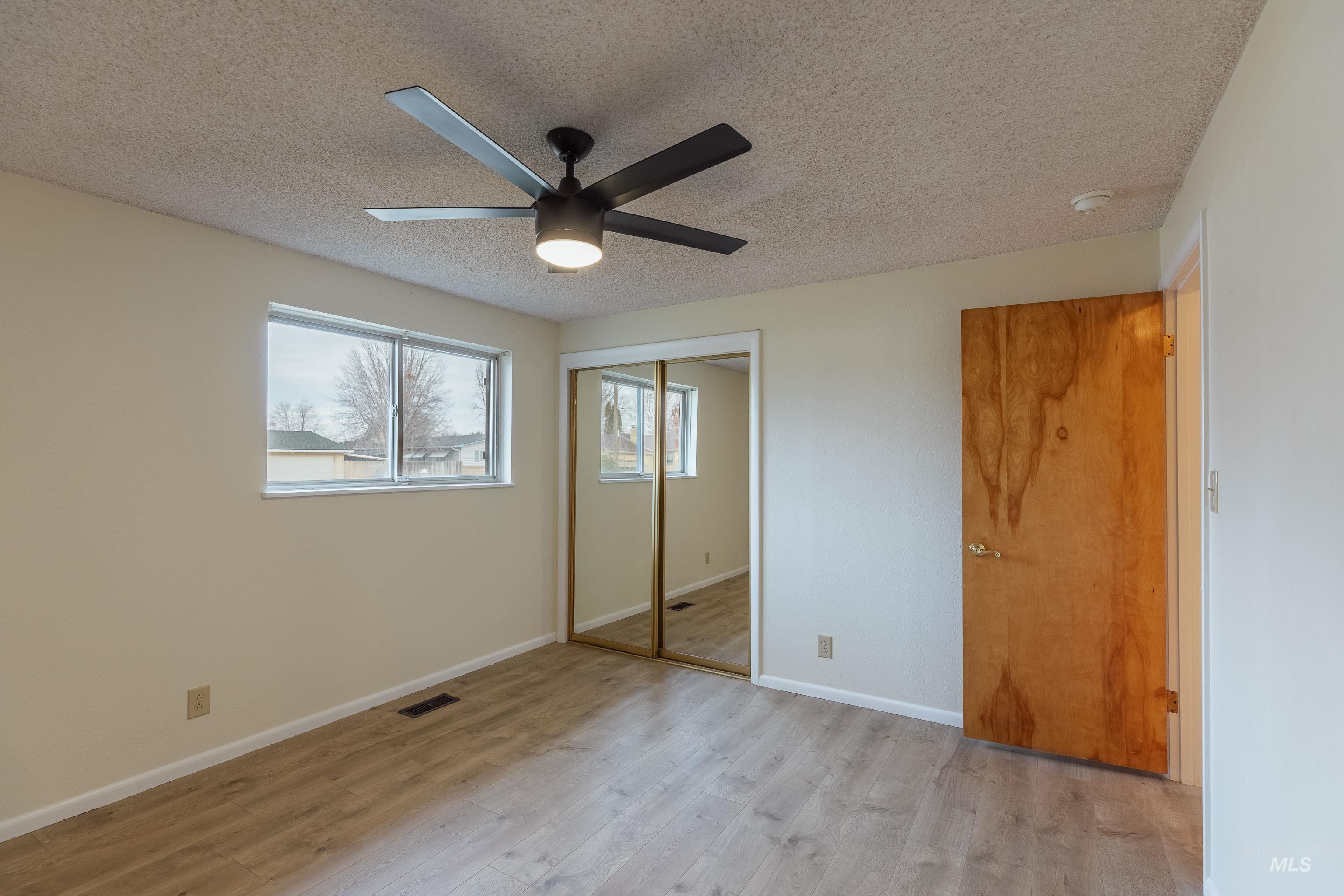 1603 E Dakota Ave