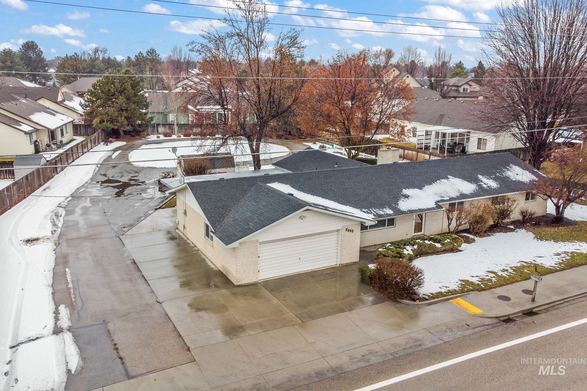 2055 N Ten Mile Rd.