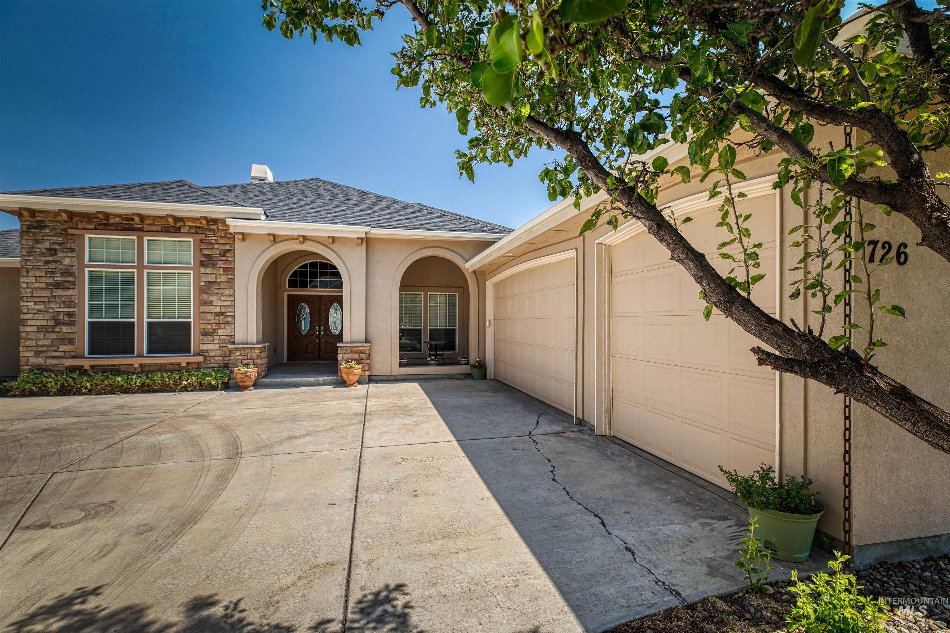 726 N Glen Aspen Way