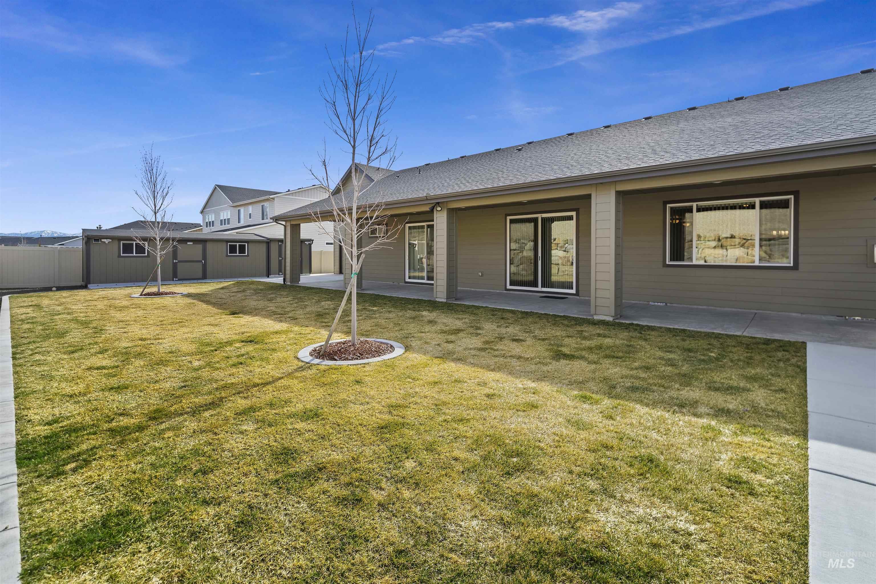 11010 W Collina Vista Dr