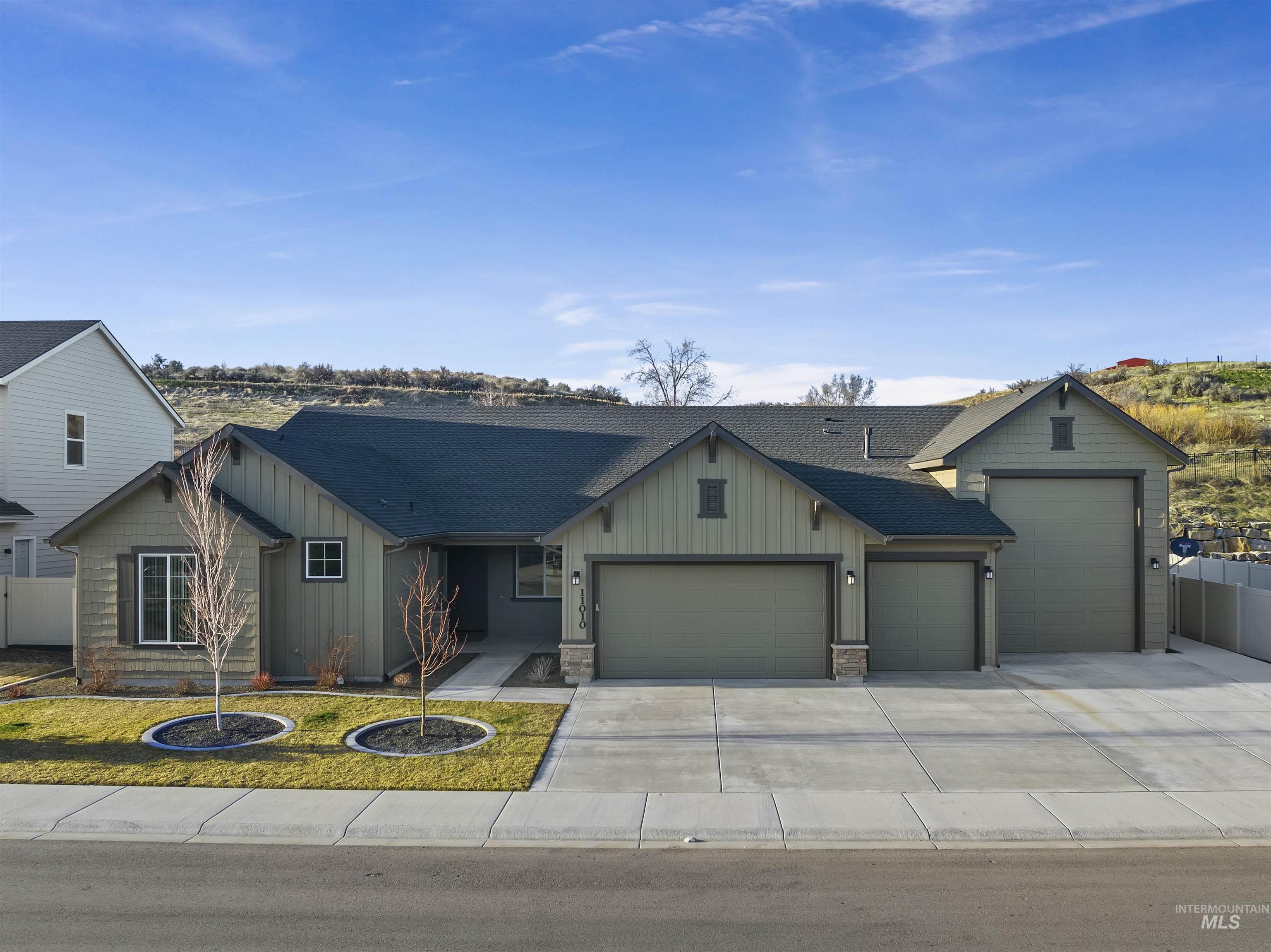 11010 W Collina Vista Dr