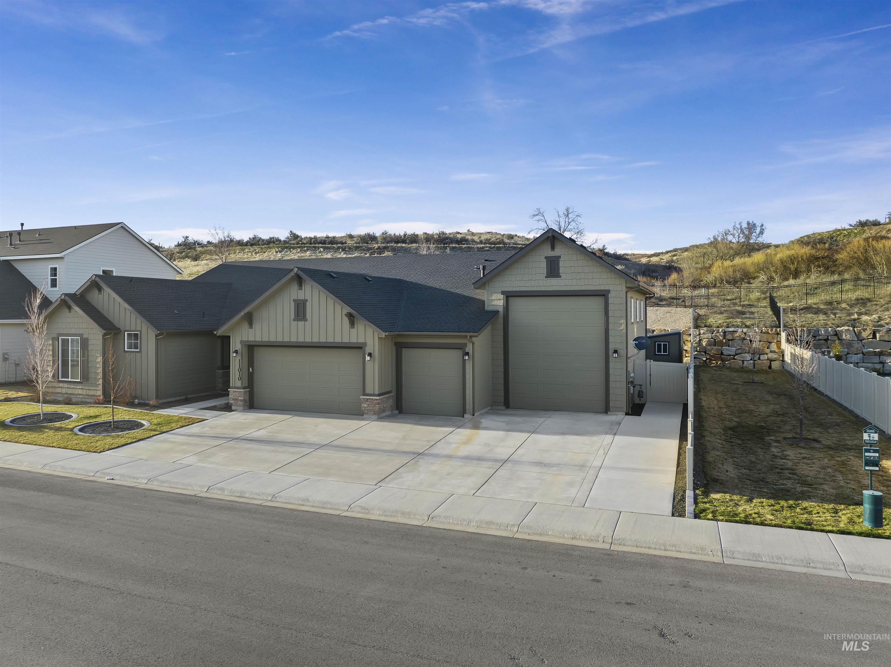 11010 W Collina Vista Dr