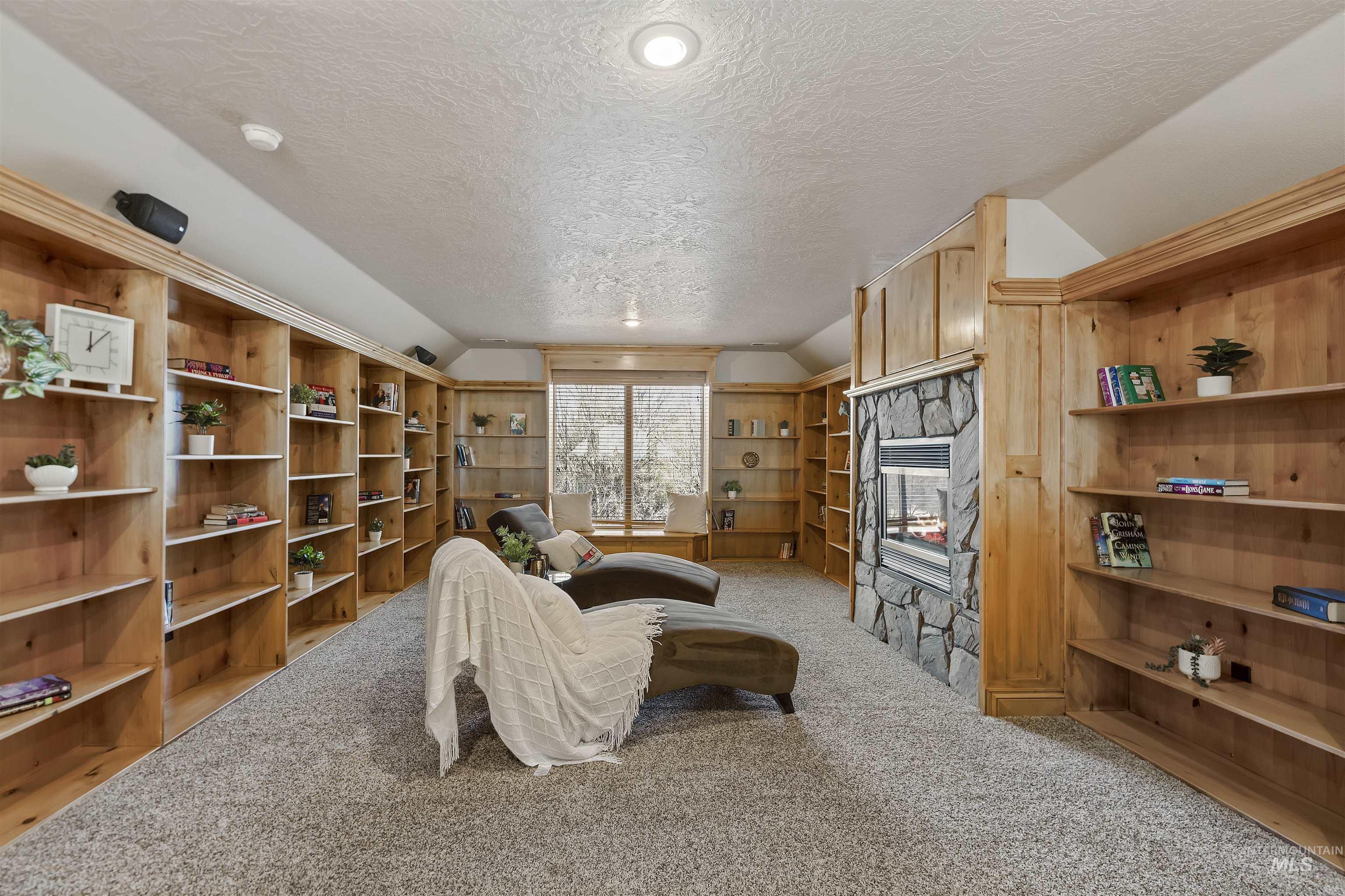 12091 W Lanktree Gulch Rd