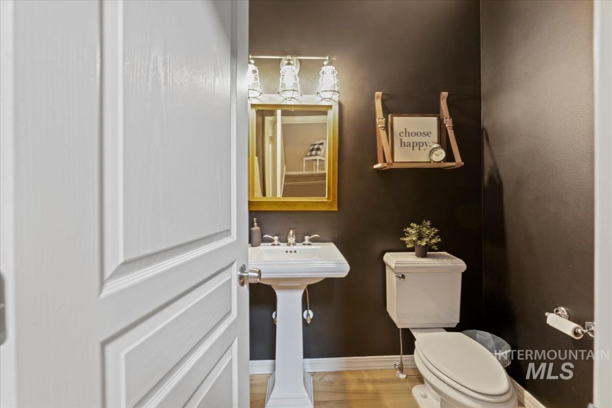 1430 E Feather Nest Ct