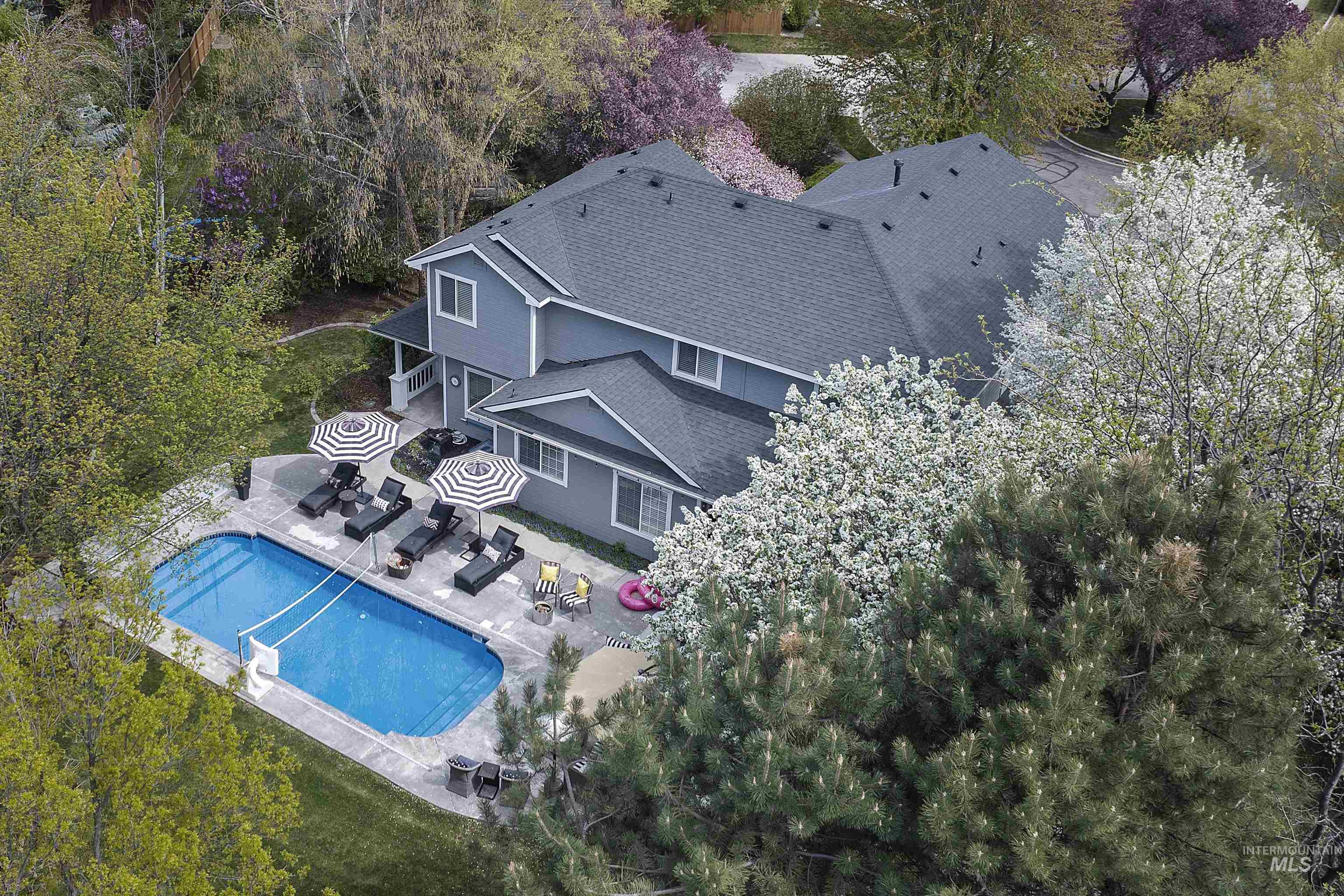 1430 E Feather Nest Ct