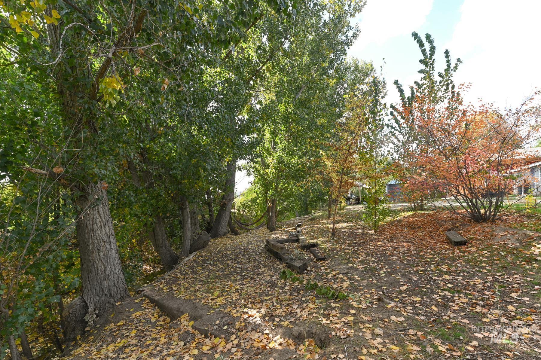315 Bard Ave