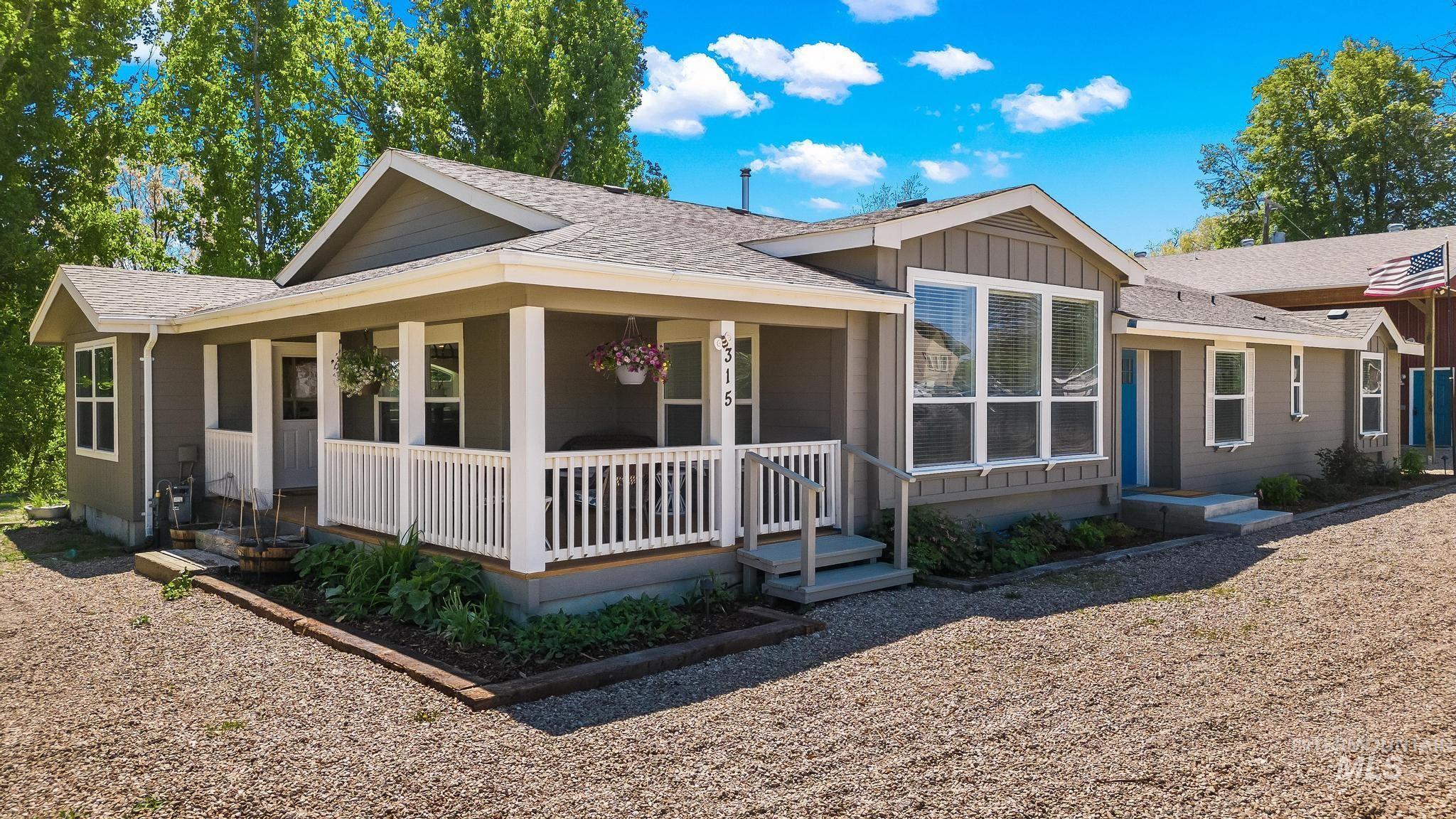 315 Bard Ave