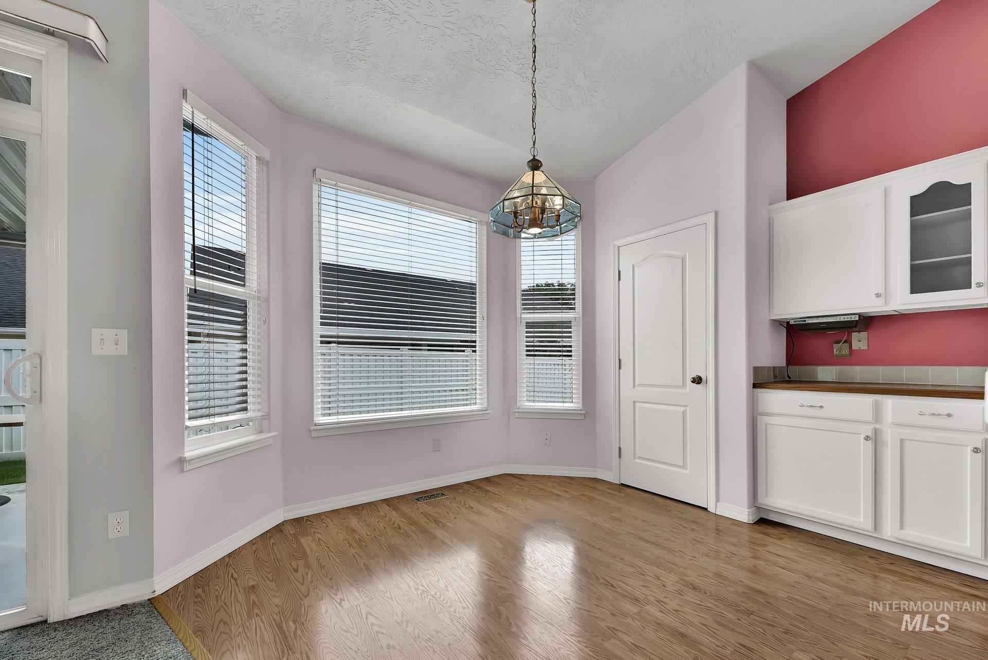 2680 N Phoenix