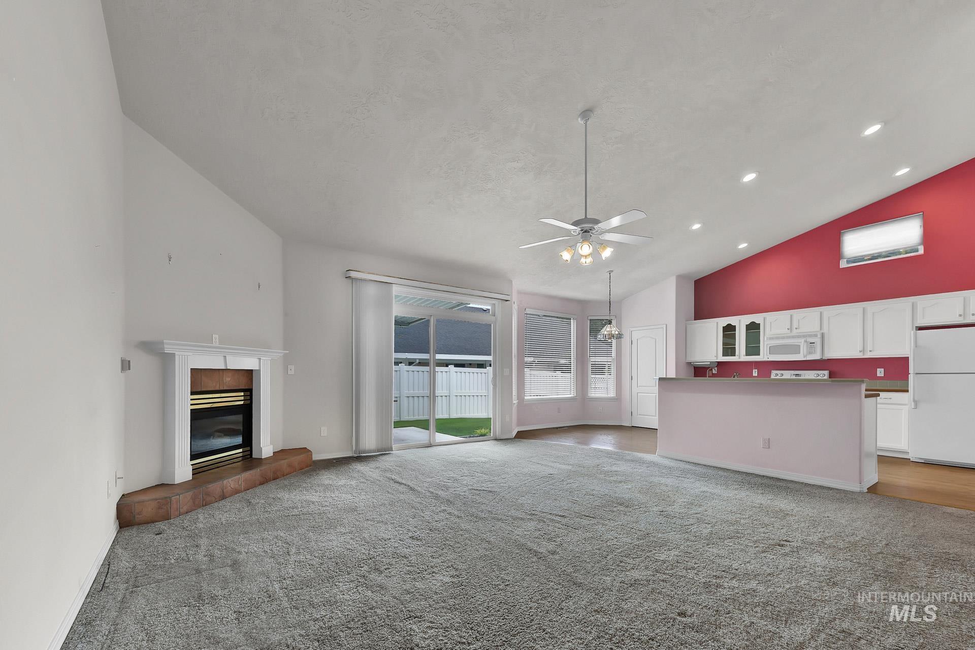 2680 N Phoenix