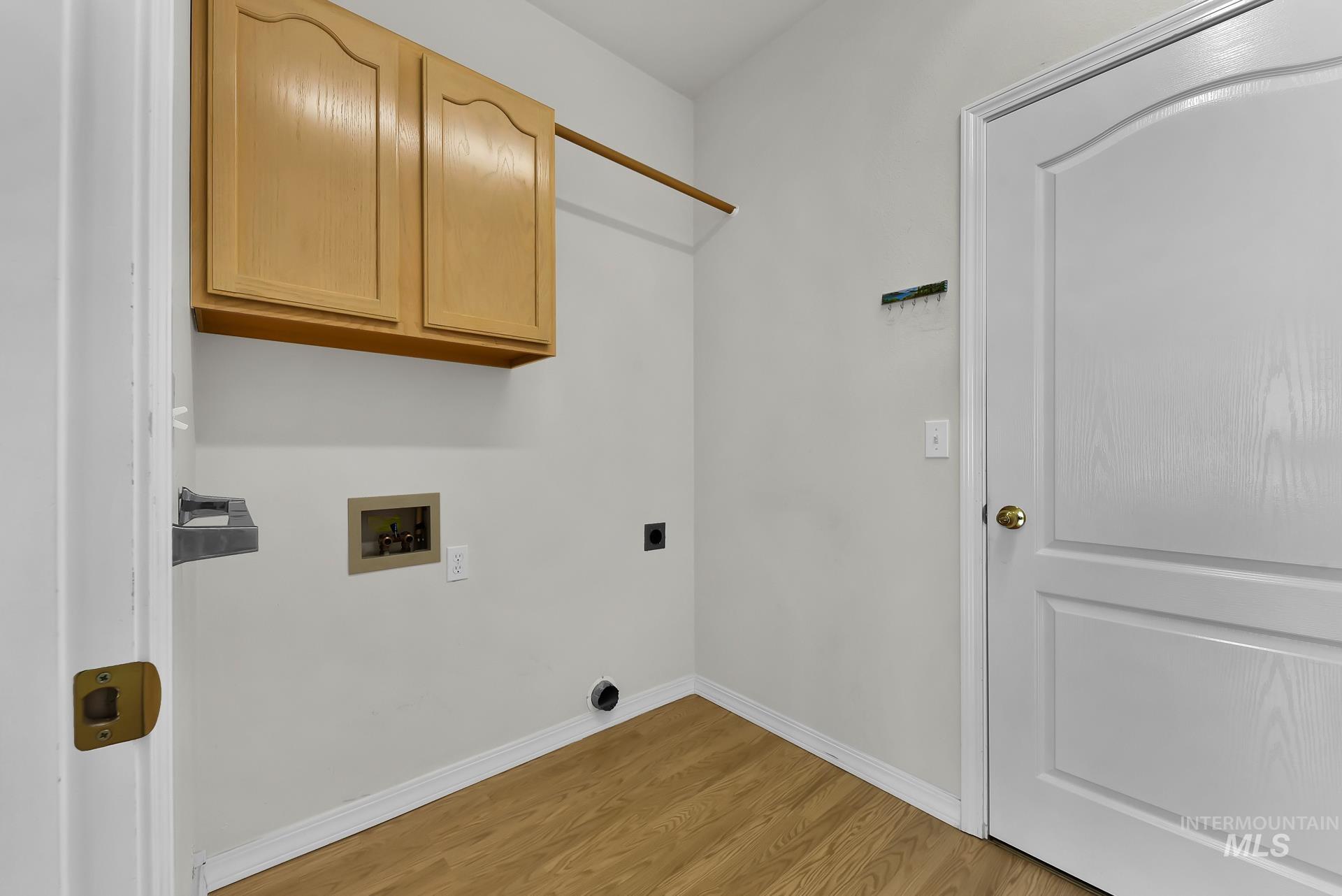 2680 N Phoenix