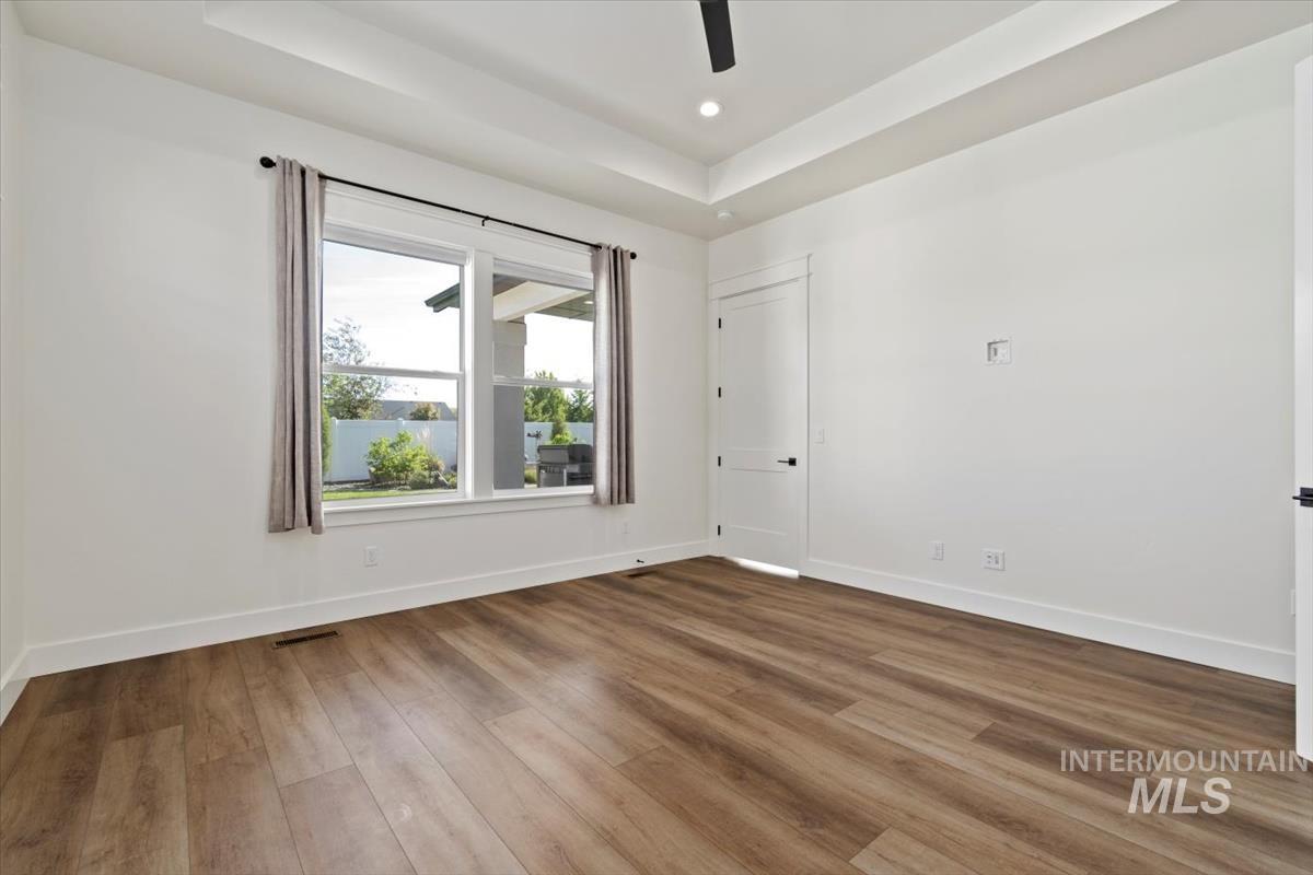 8833 W Fawn Brook St