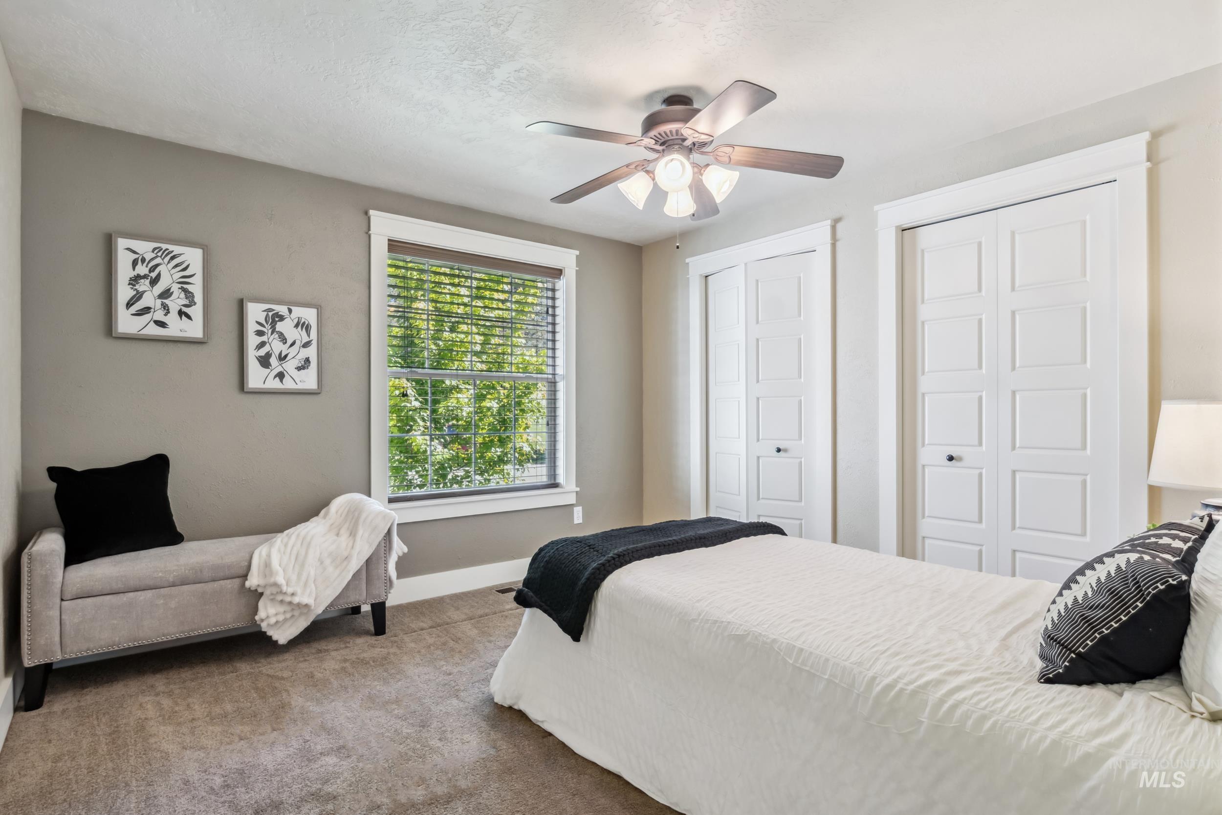 810 N Eagle Hills Way