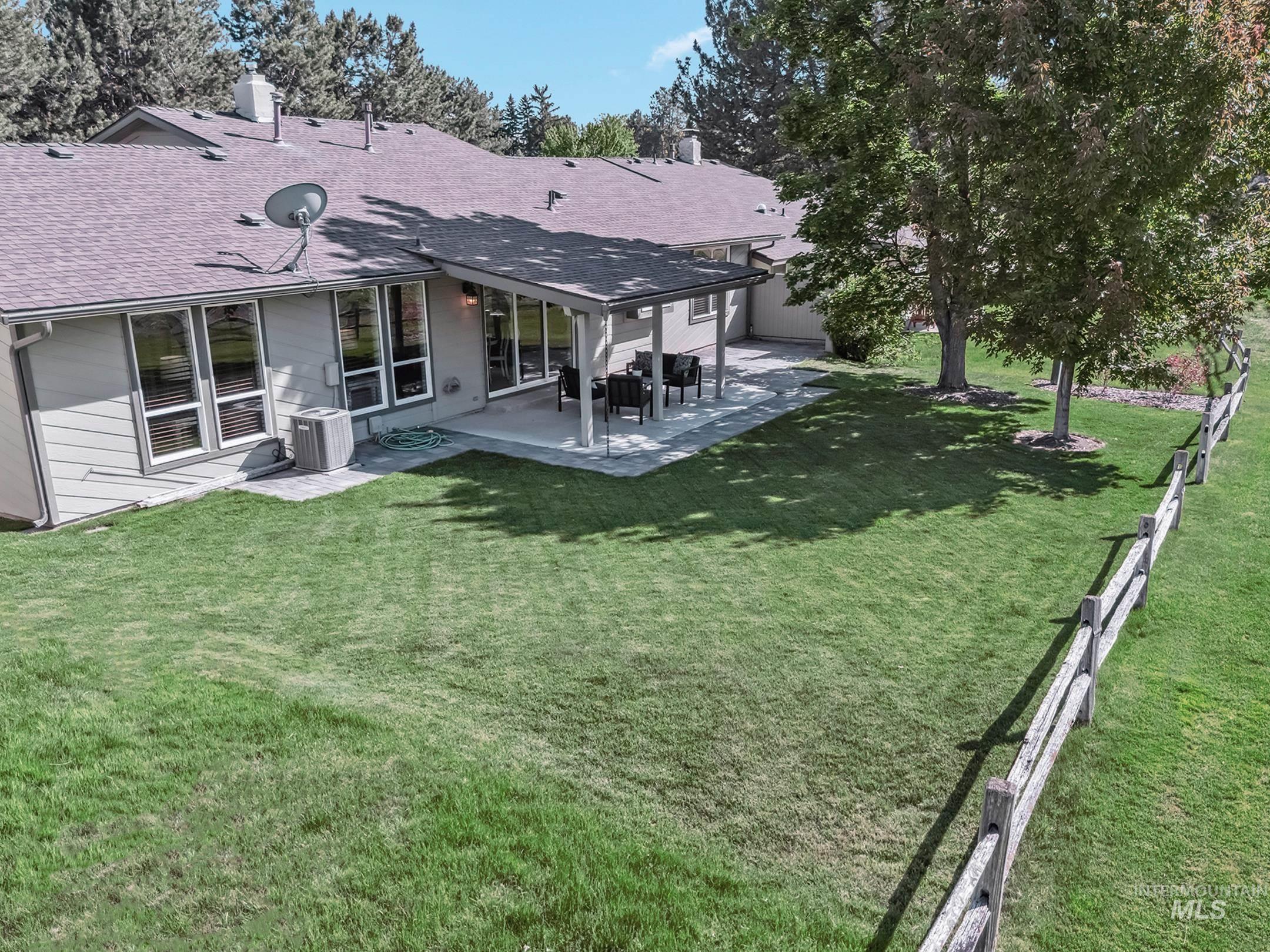 810 N Eagle Hills Way