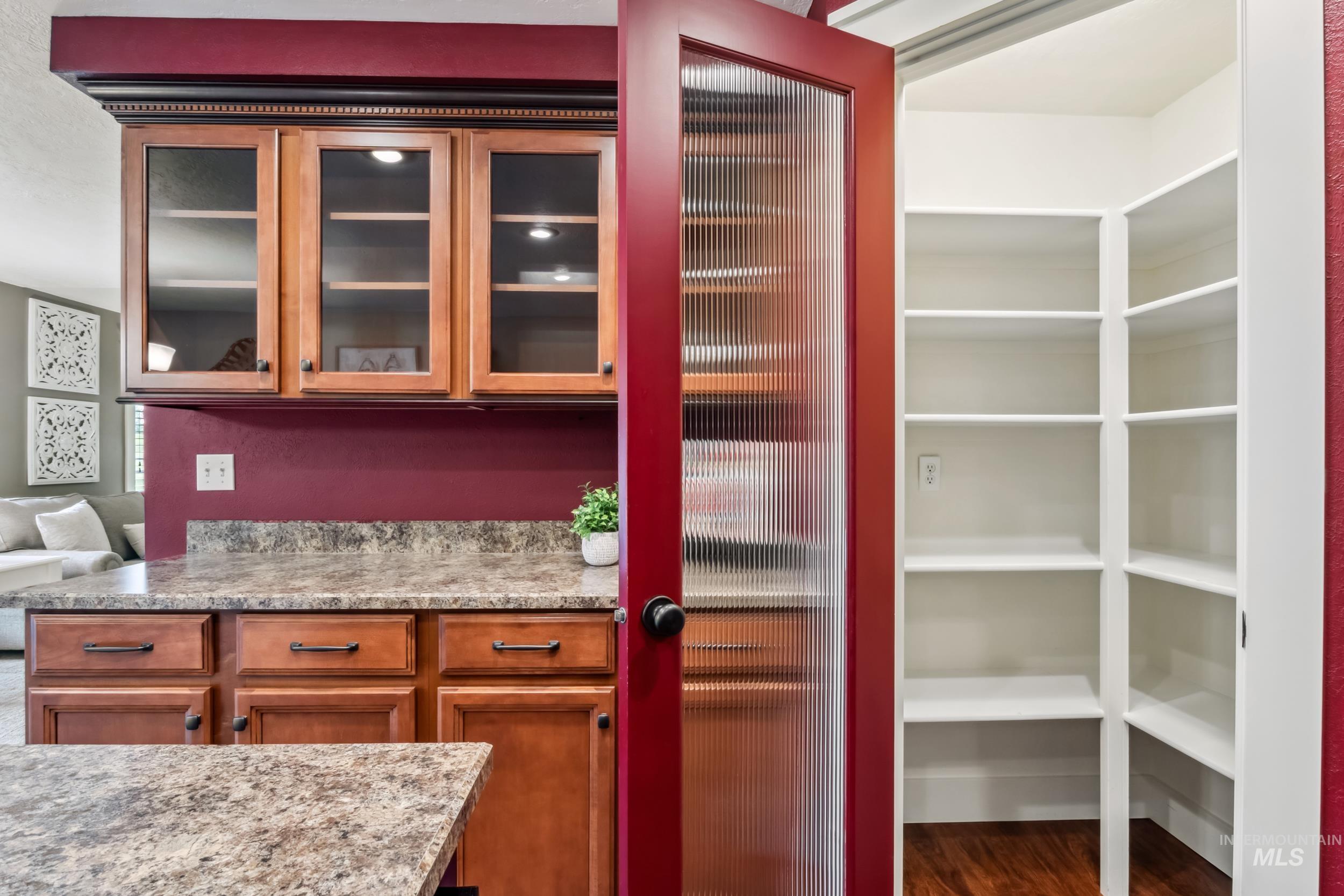 810 N Eagle Hills Way