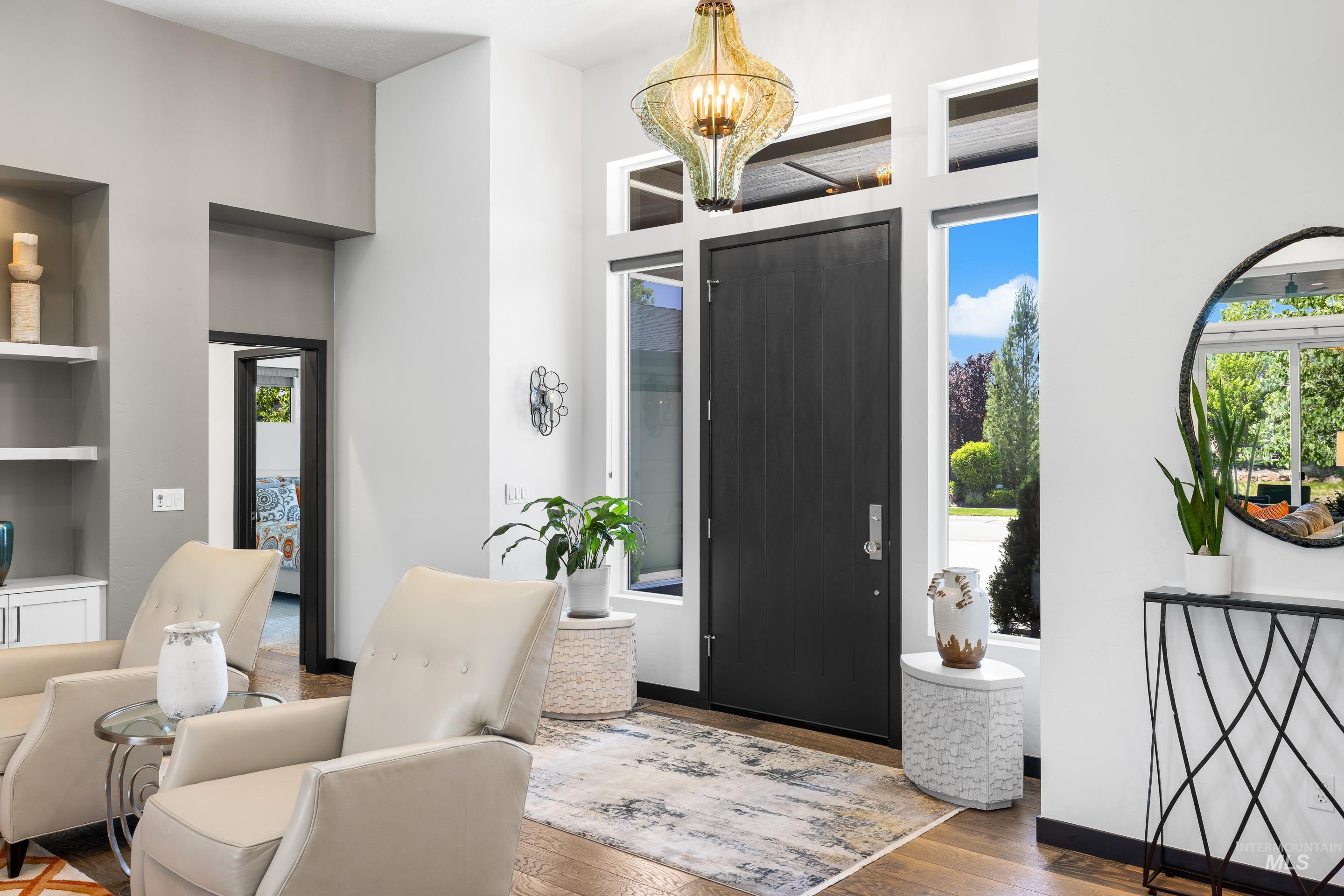 786 S Lone Hollow Way