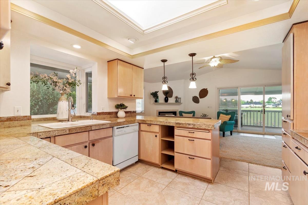 1411 Medinah Ct