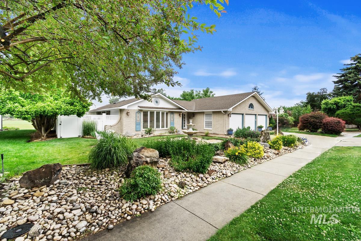 1411 Medinah Ct