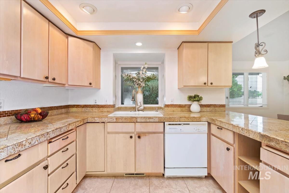 1411 Medinah Ct