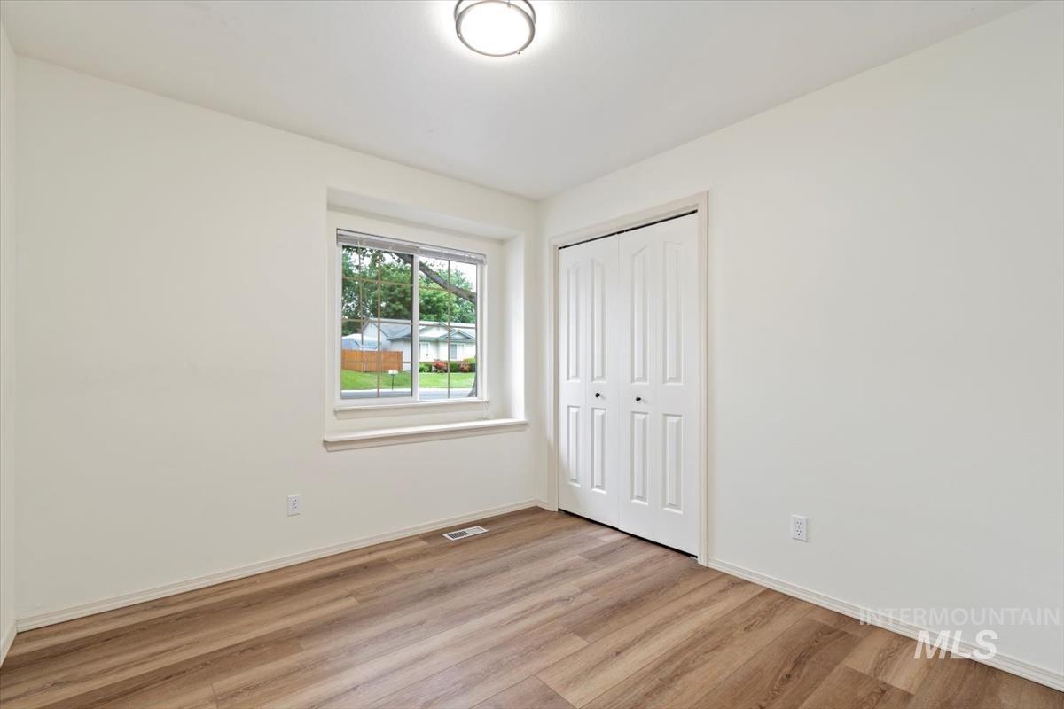 1945 N Eagle Creek Way