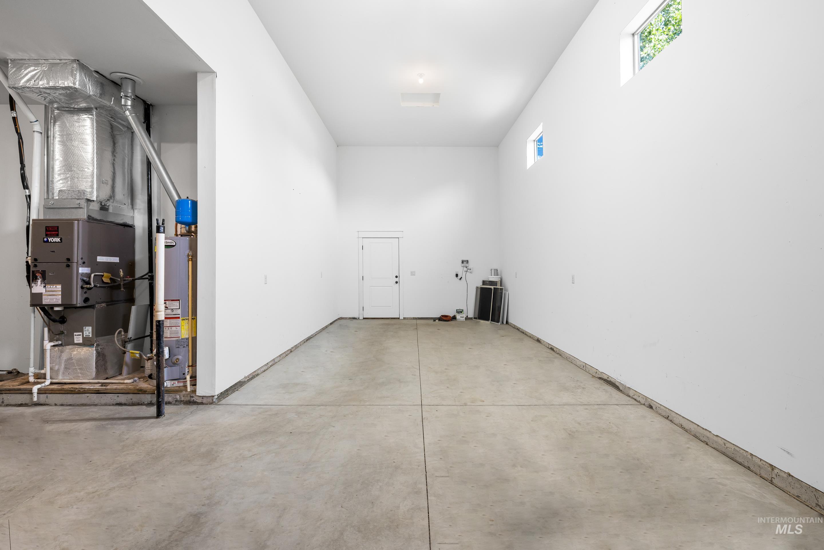 11258 W Streamview Ct