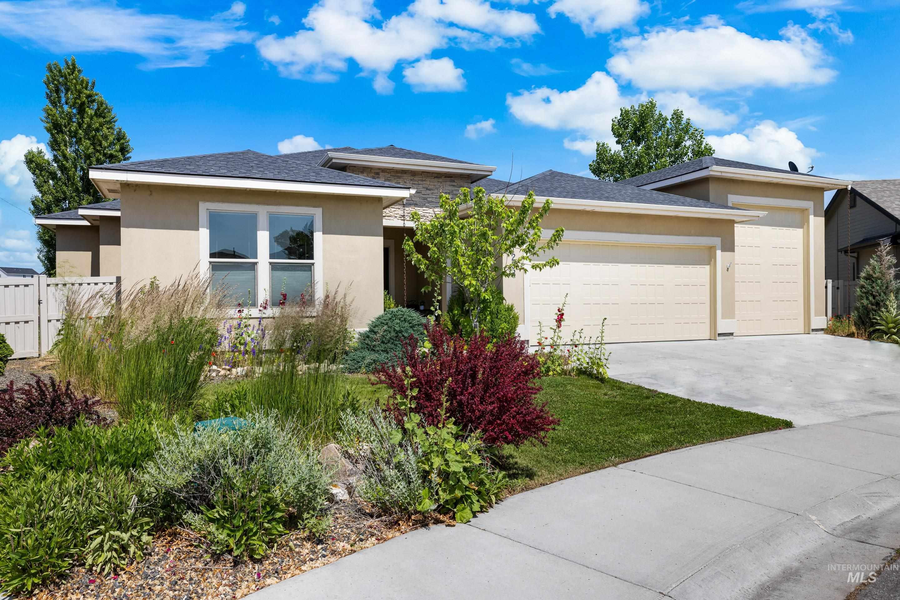 11258 W Streamview Ct