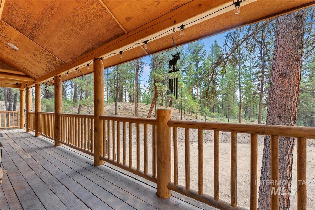 30 S Meadow Creek Dr