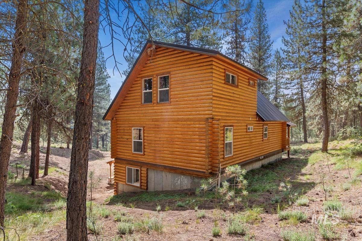 30 S Meadow Creek Dr