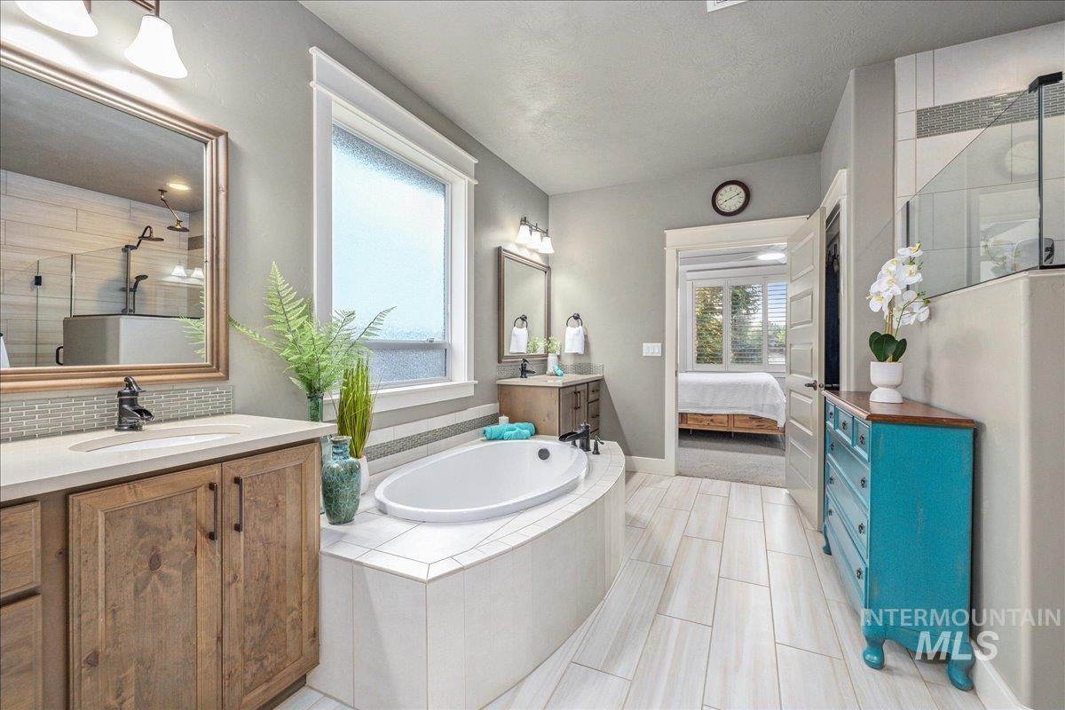 9400 W Wildbranch Dr