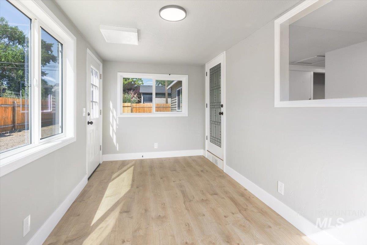 265 S 11th E