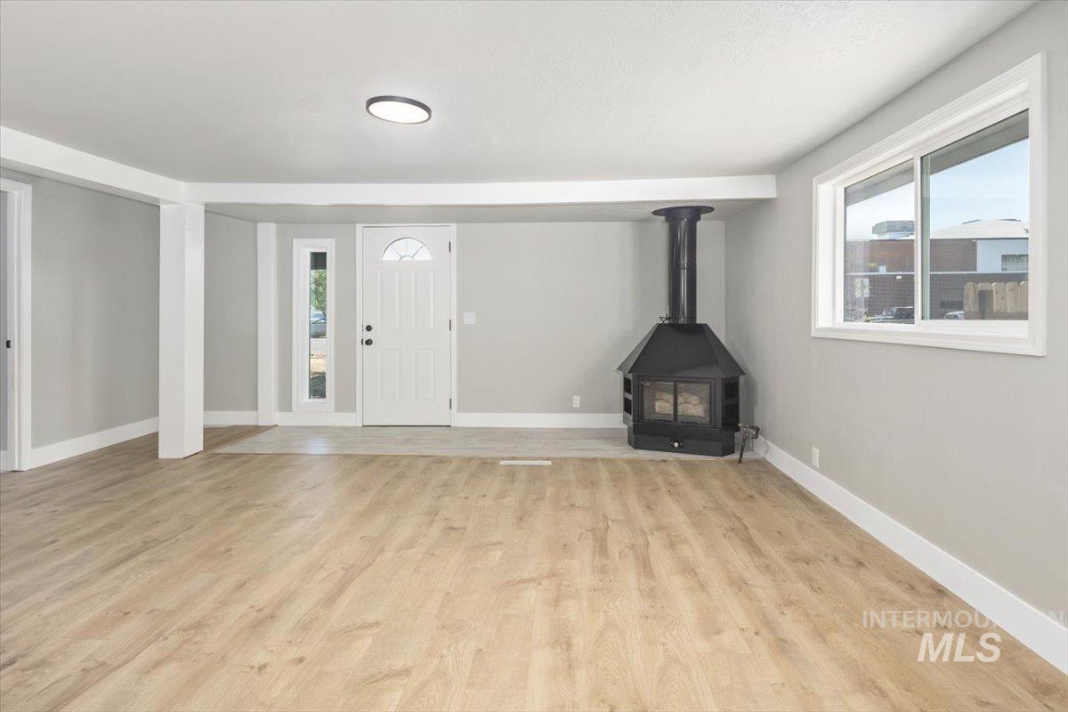265 S 11th E