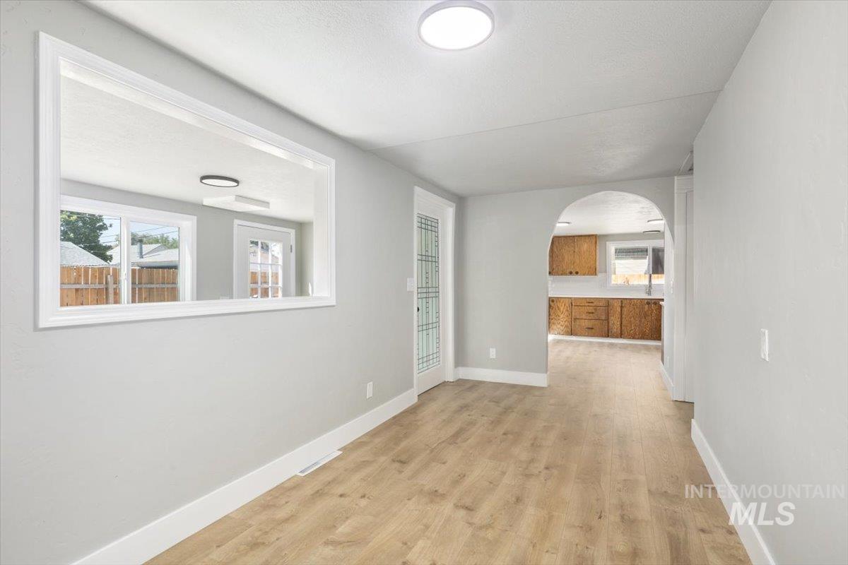 265 S 11th E