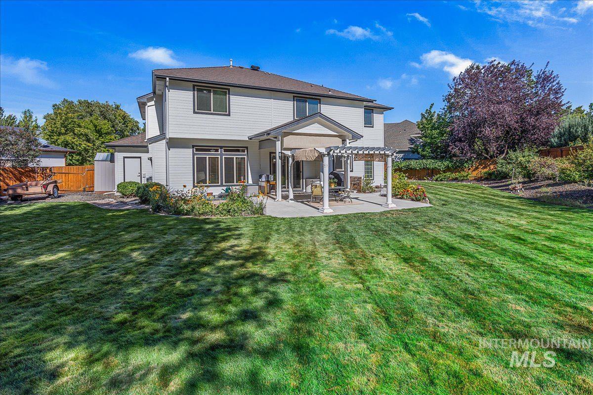 177 E Knoll Ct