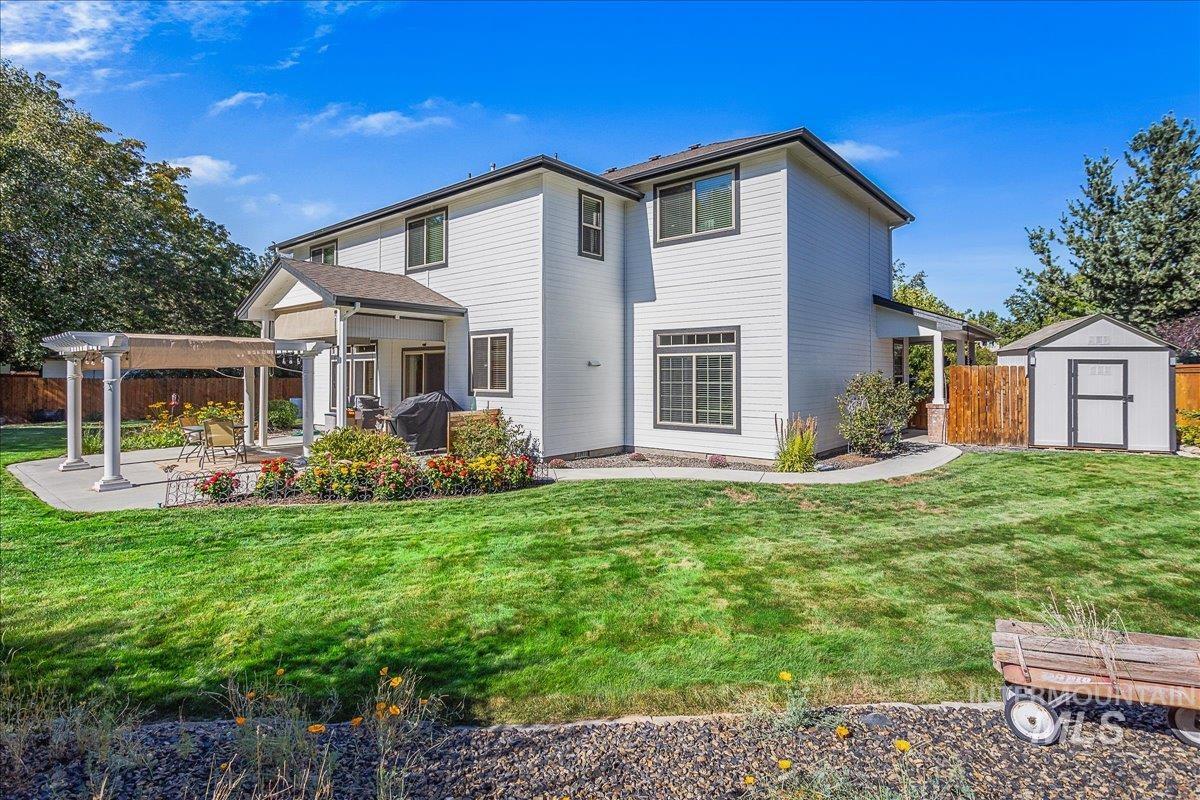 177 E Knoll Ct