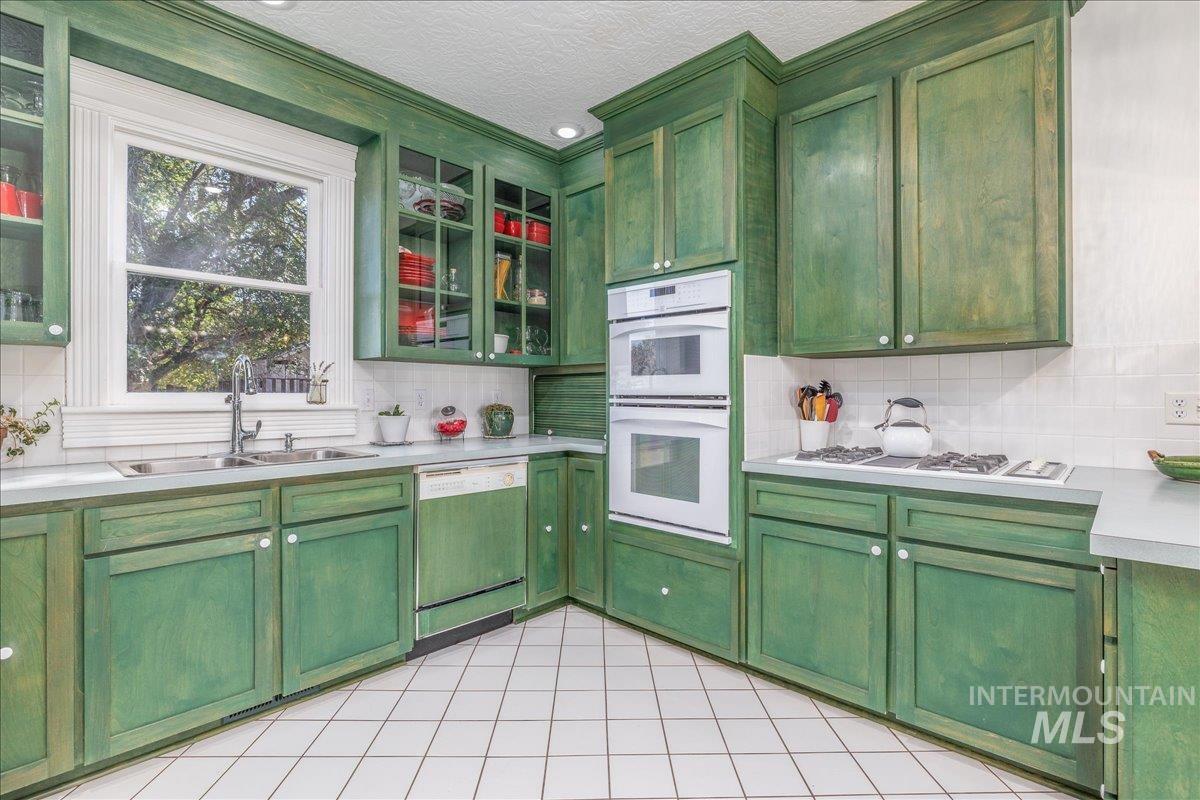 278 E Beacon Light Rd