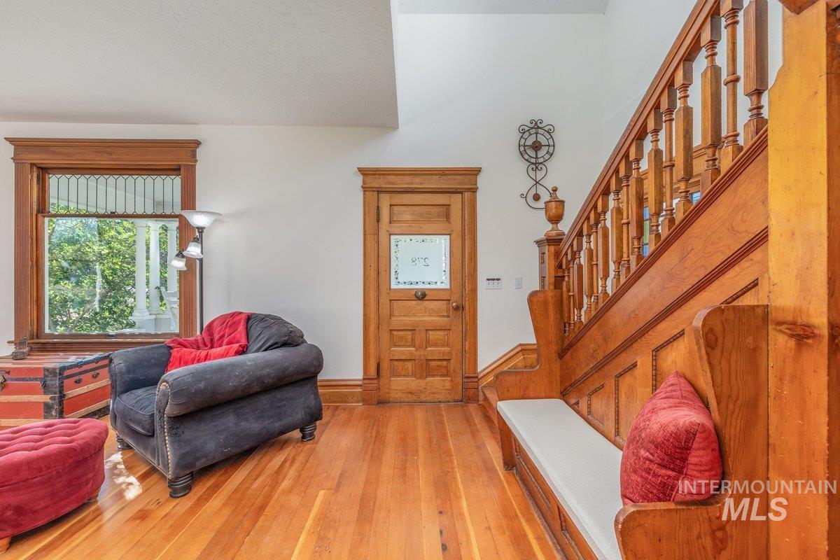 278 E Beacon Light Rd